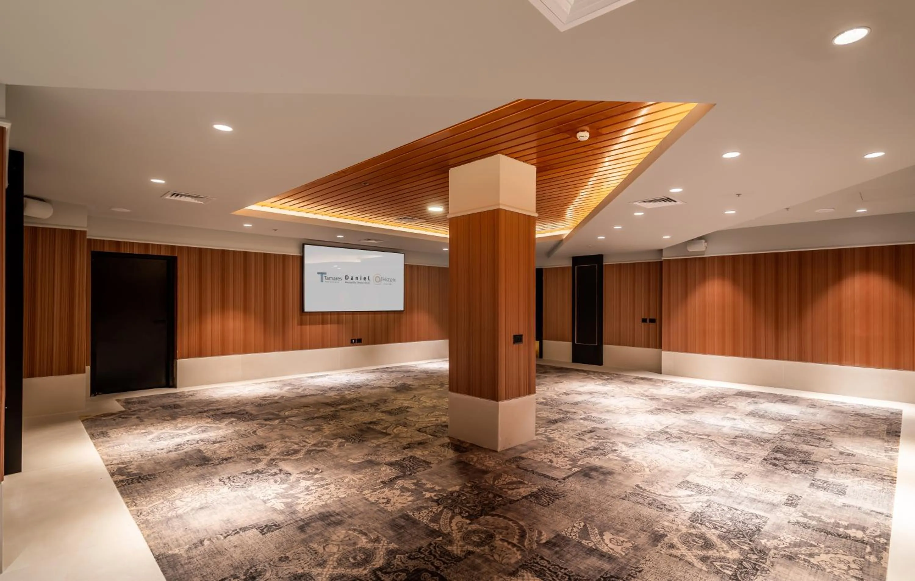 Banquet/Function facilities in Daniel Herzliya Hotel