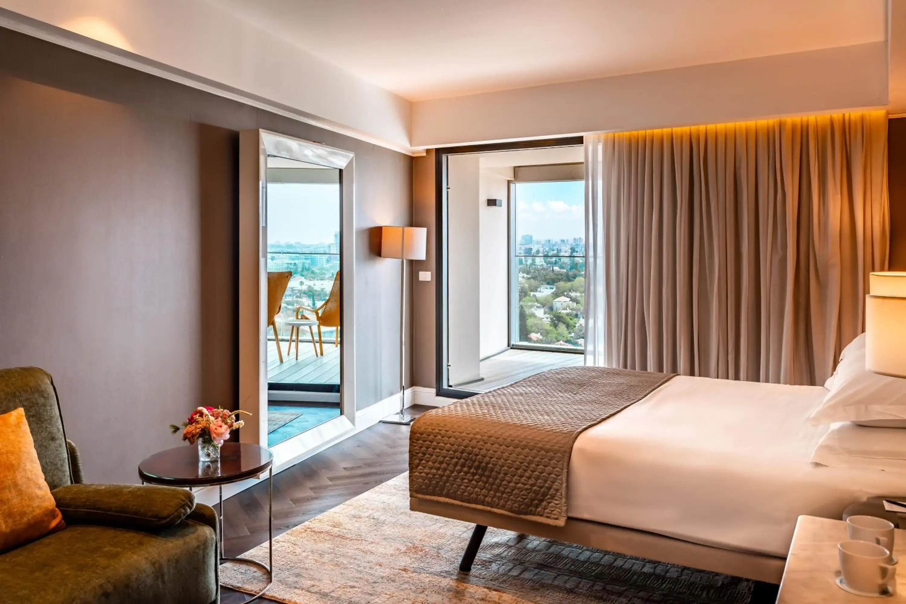 Bed in Daniel Herzliya Hotel Bed in Daniel Herzliya Hotel