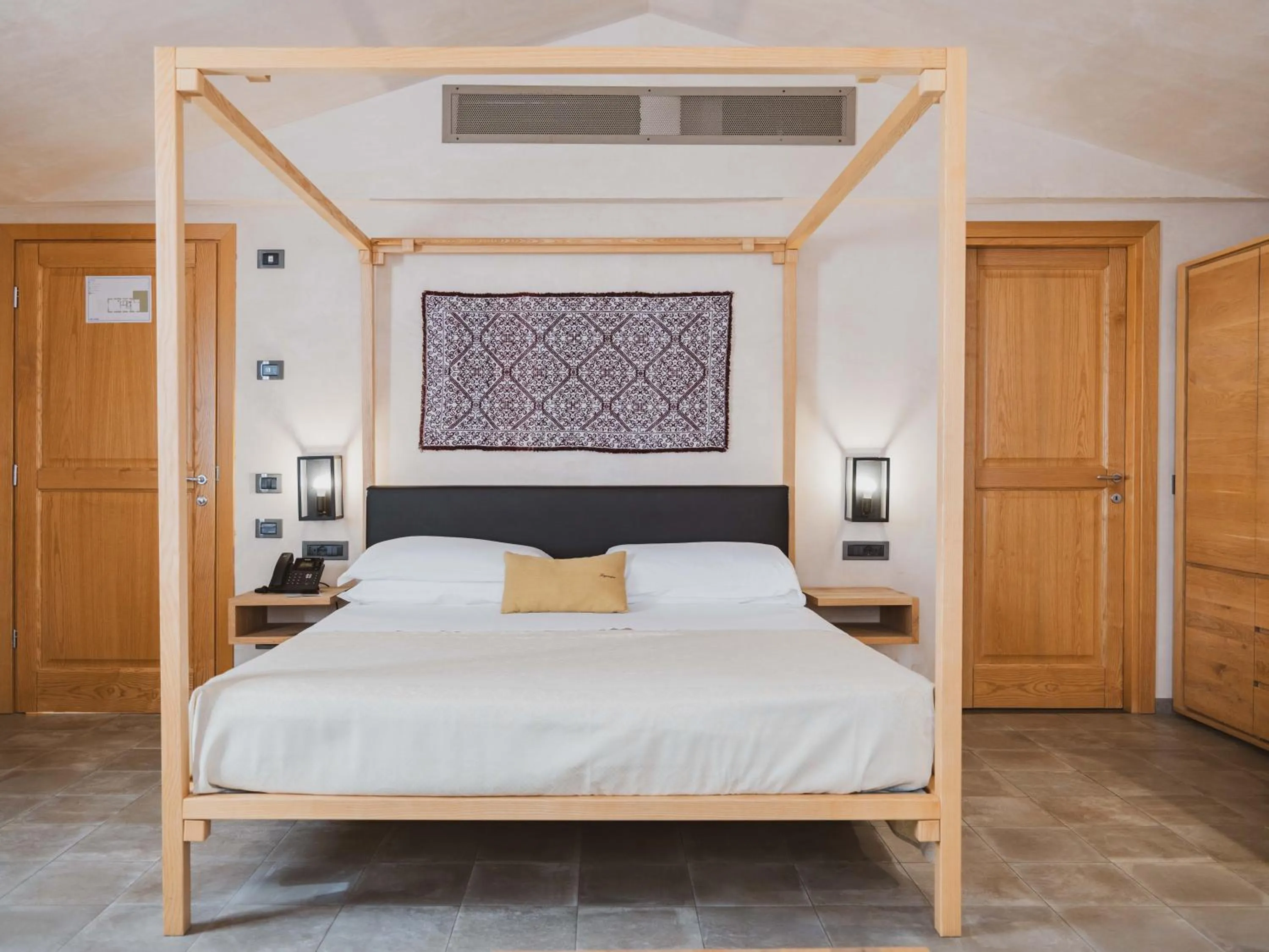 Bed in Tramas Hotel & Spa
