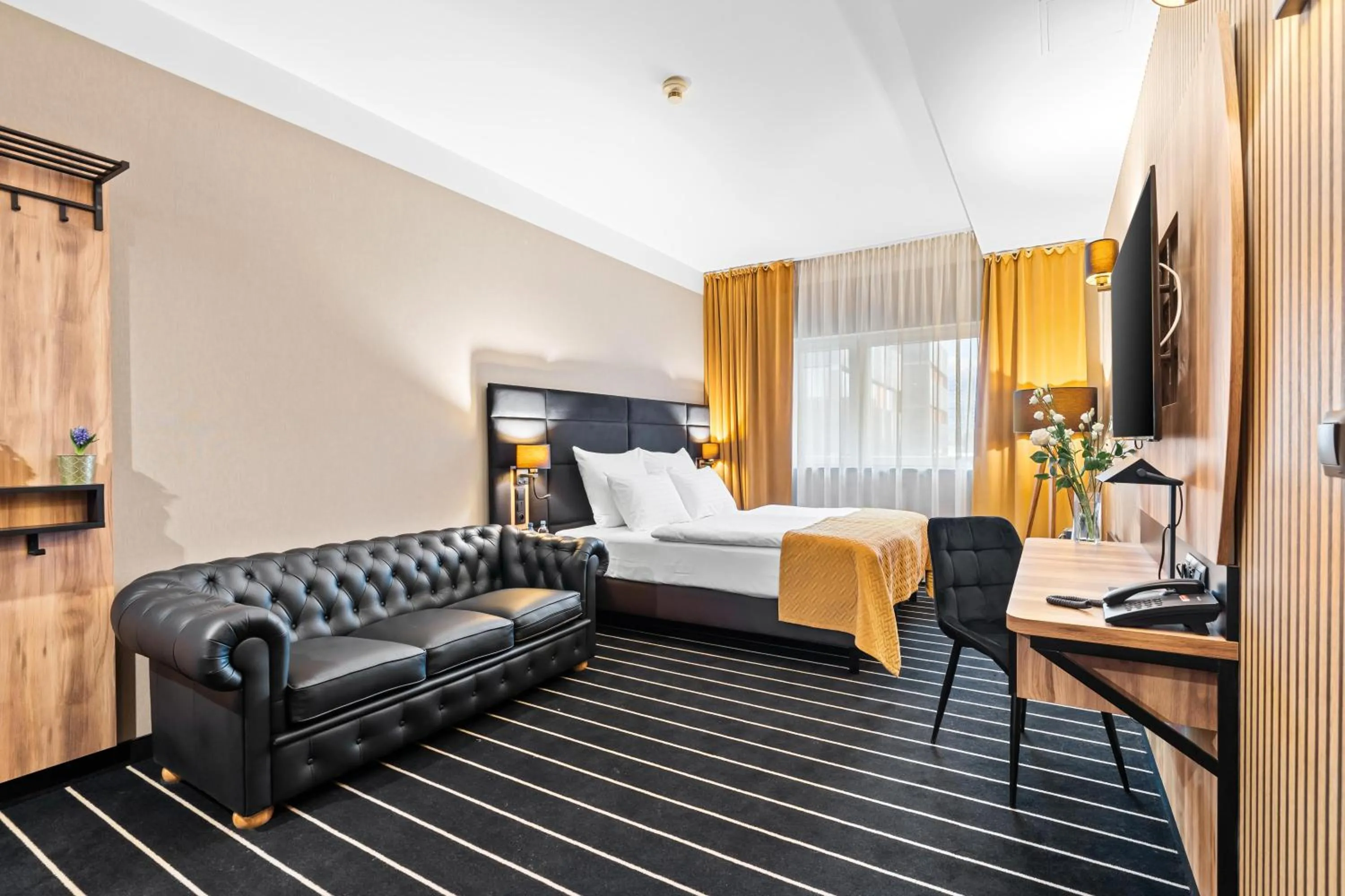 TV and multimedia, Bed in Park Hotel Diament Wroclaw