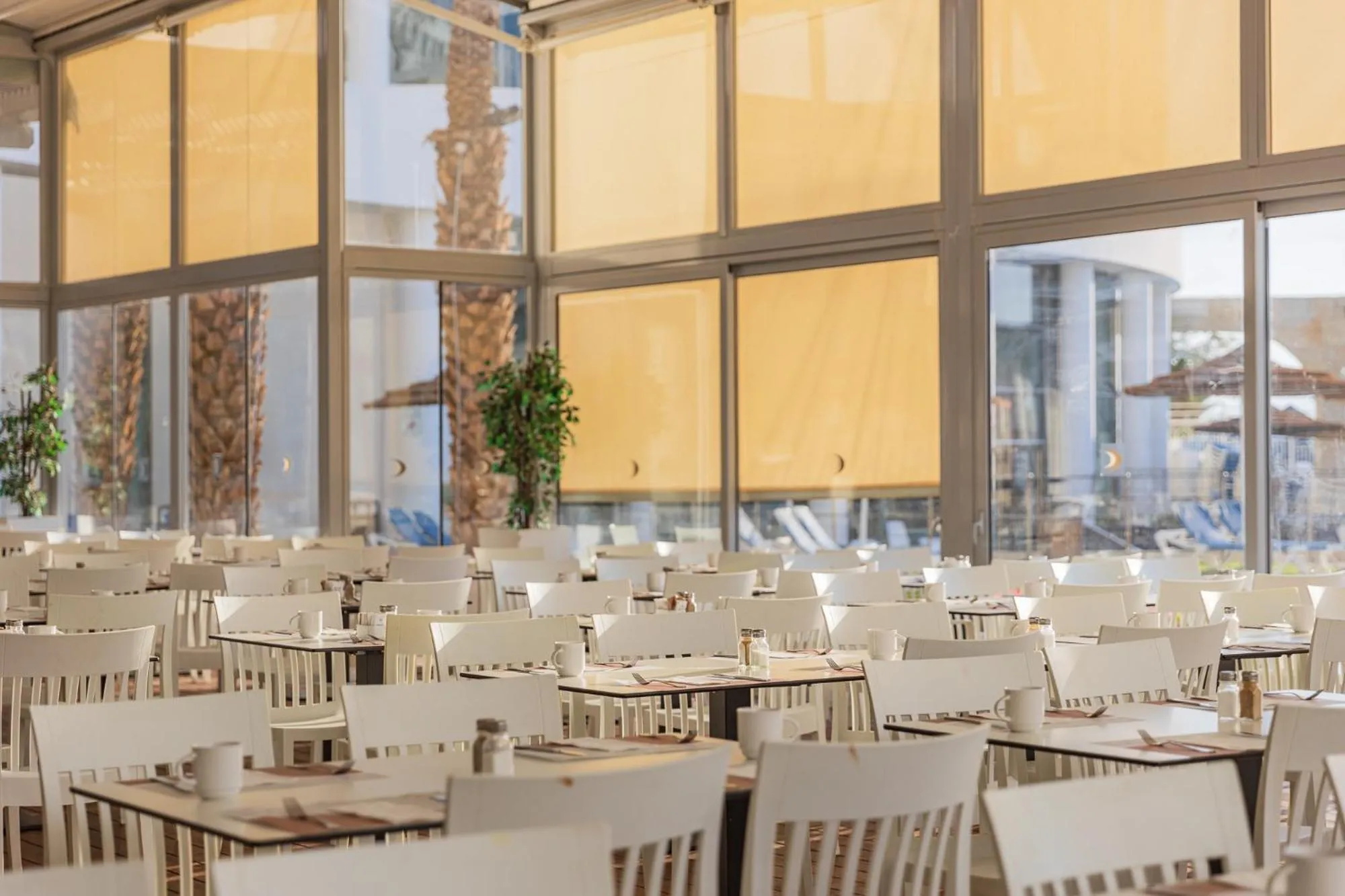 Restaurant/places to eat in Enjoy Dead Sea Hotel