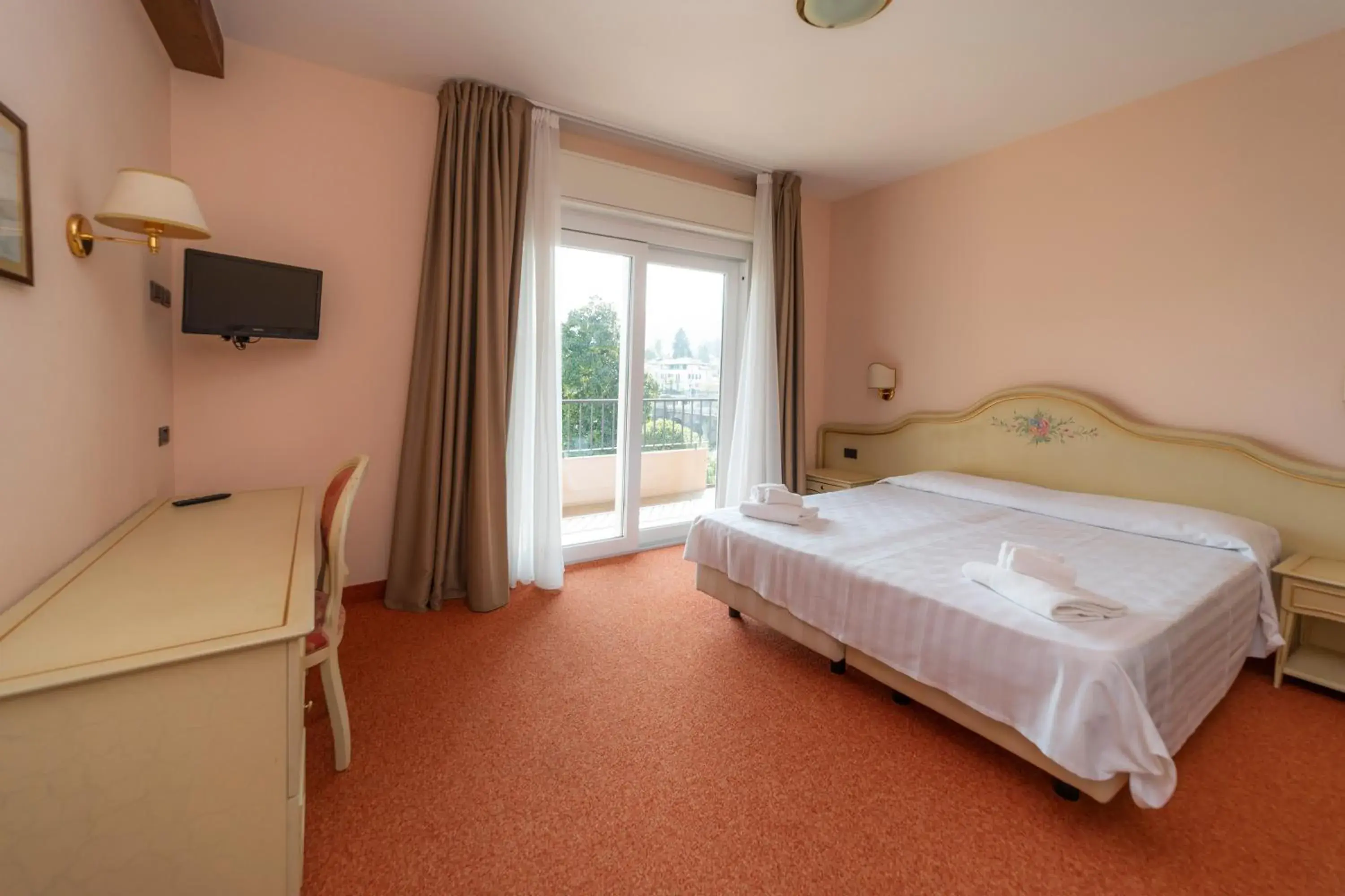 Bedroom, Bed in Hotel Della Torre Bedroom, Bed in Hotel Della Torre