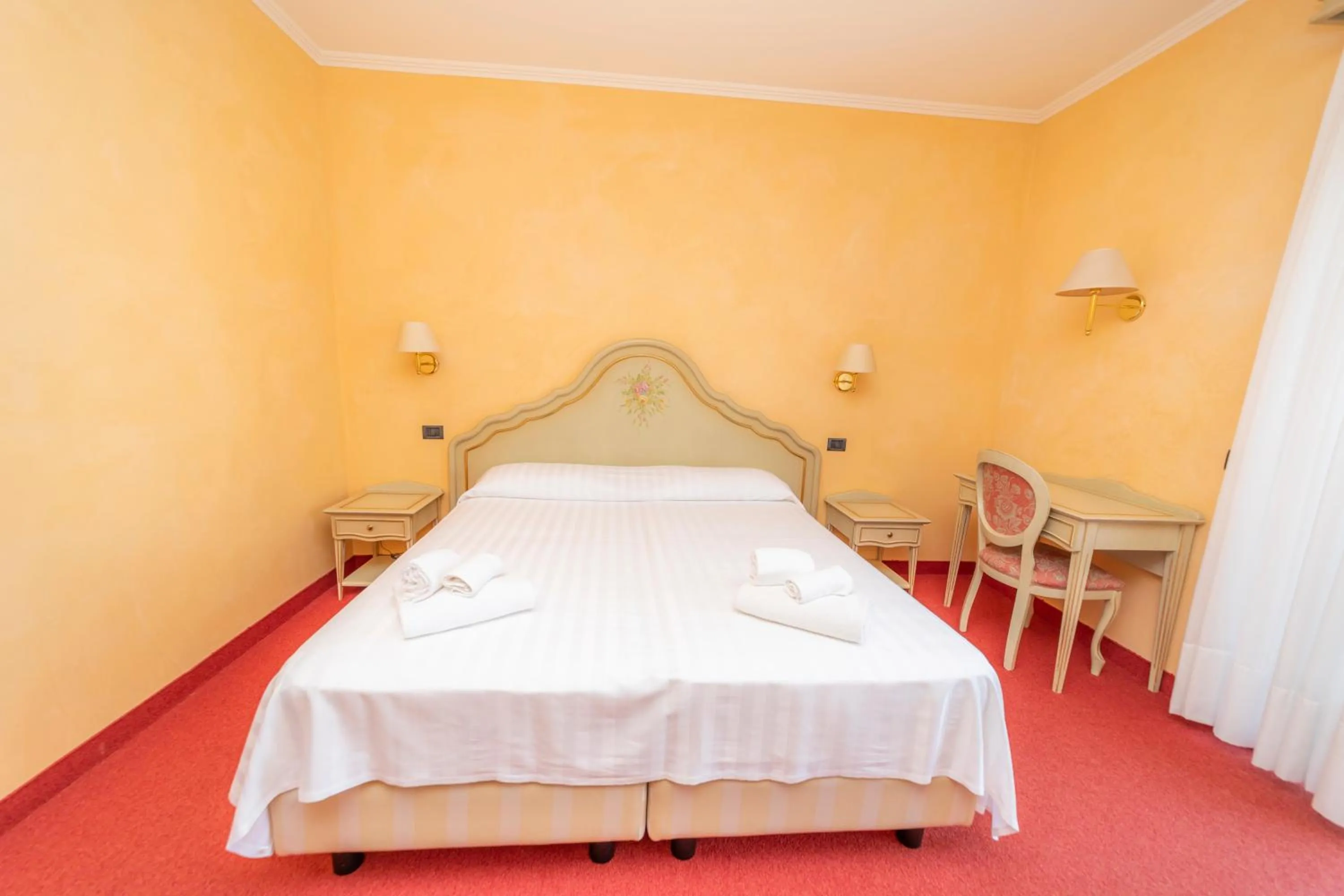 Bedroom, Bed in Hotel Della Torre