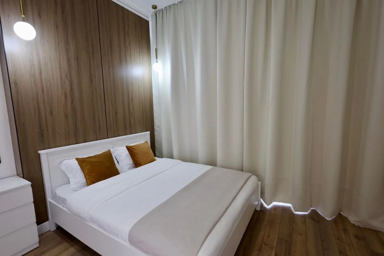 Bed in HANNAH INN - ex HELLO INN