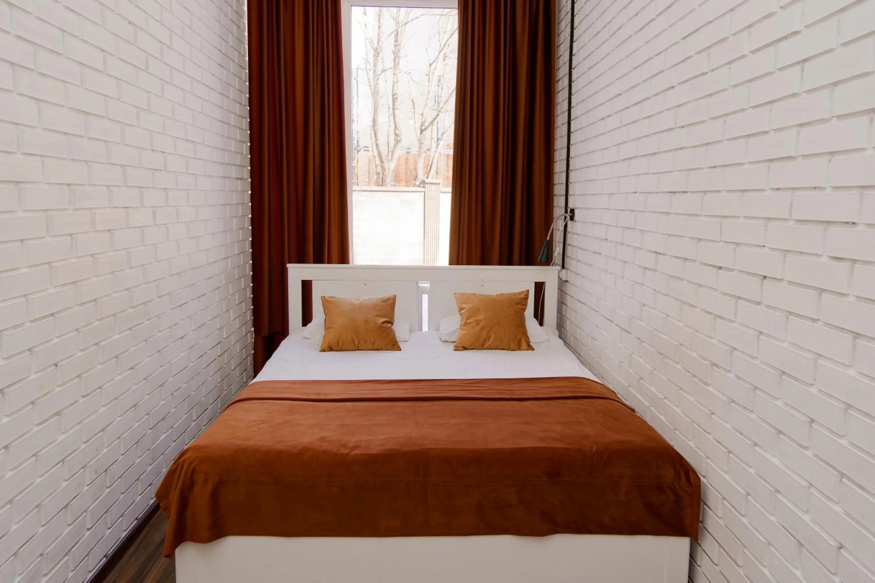 Bed in HANNAH INN - ex HELLO INN