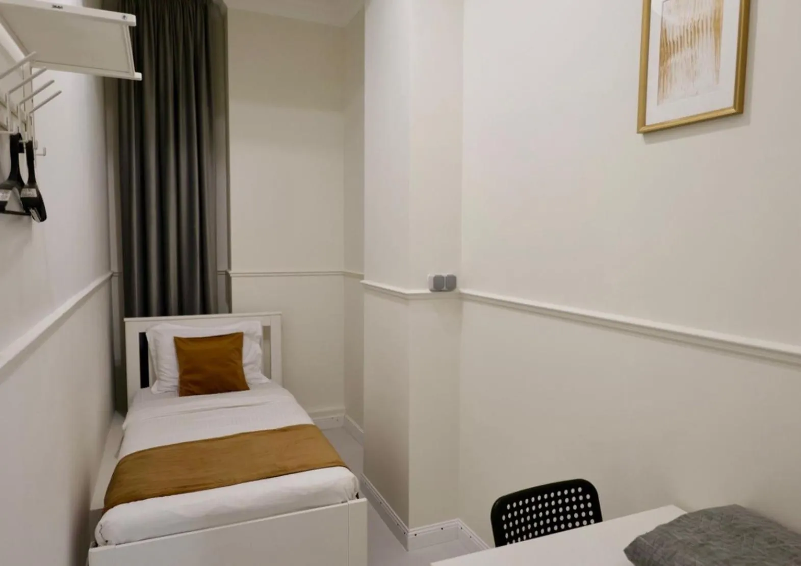 Bed in HANNAH INN - ex HELLO INN