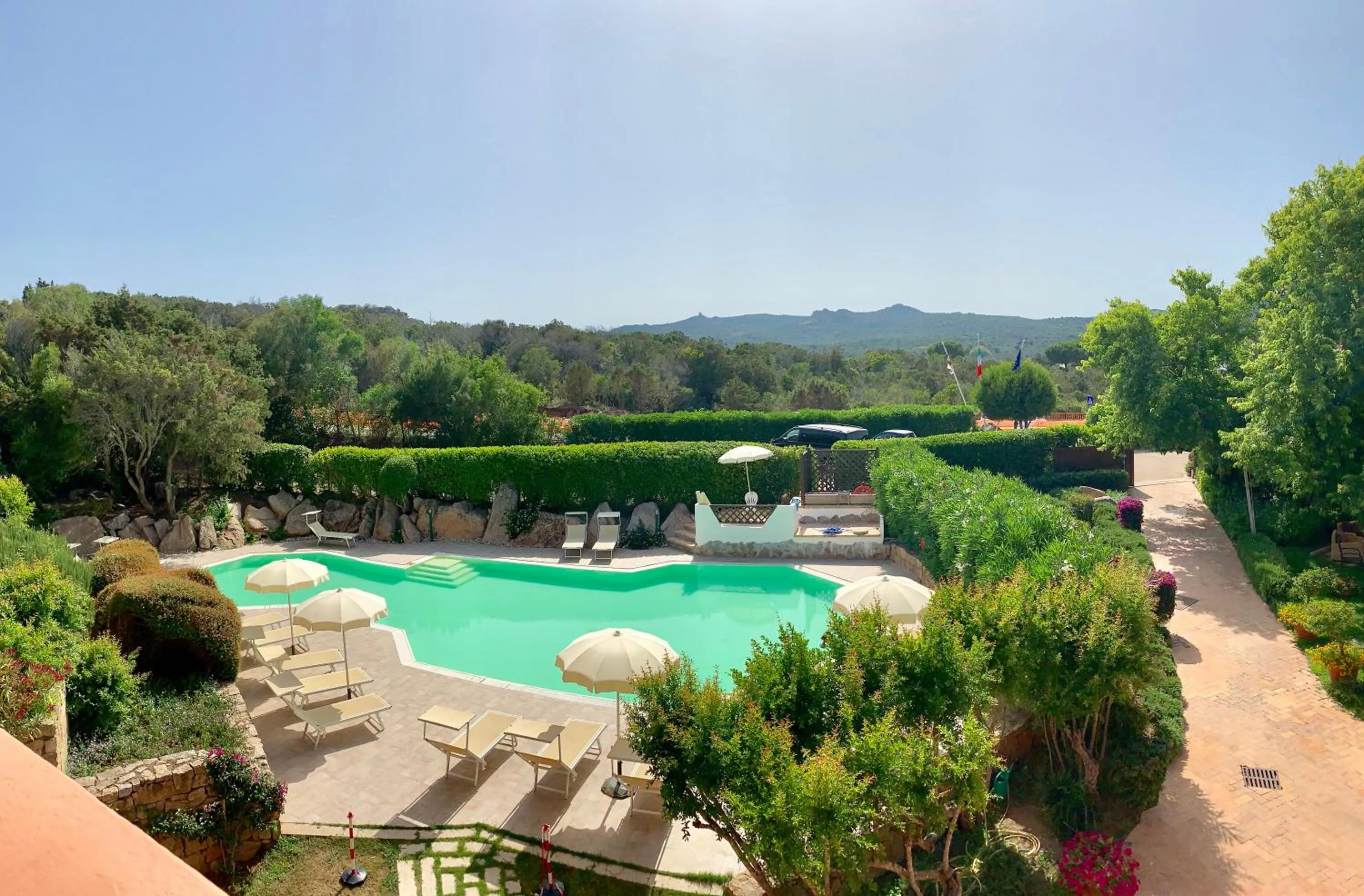 Pool view in Green Park Hotel