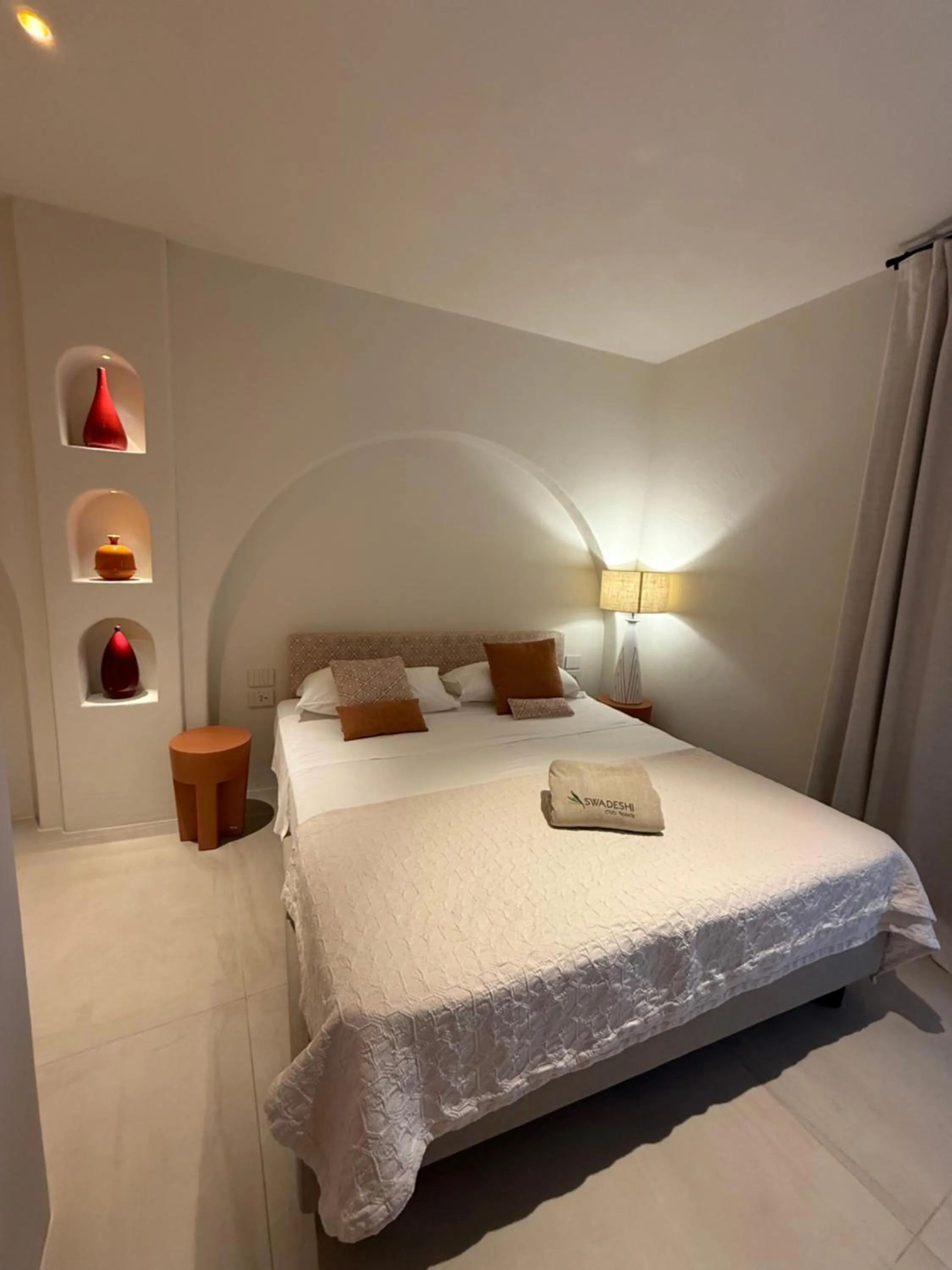 Bedroom, Bed in Green Park Hotel