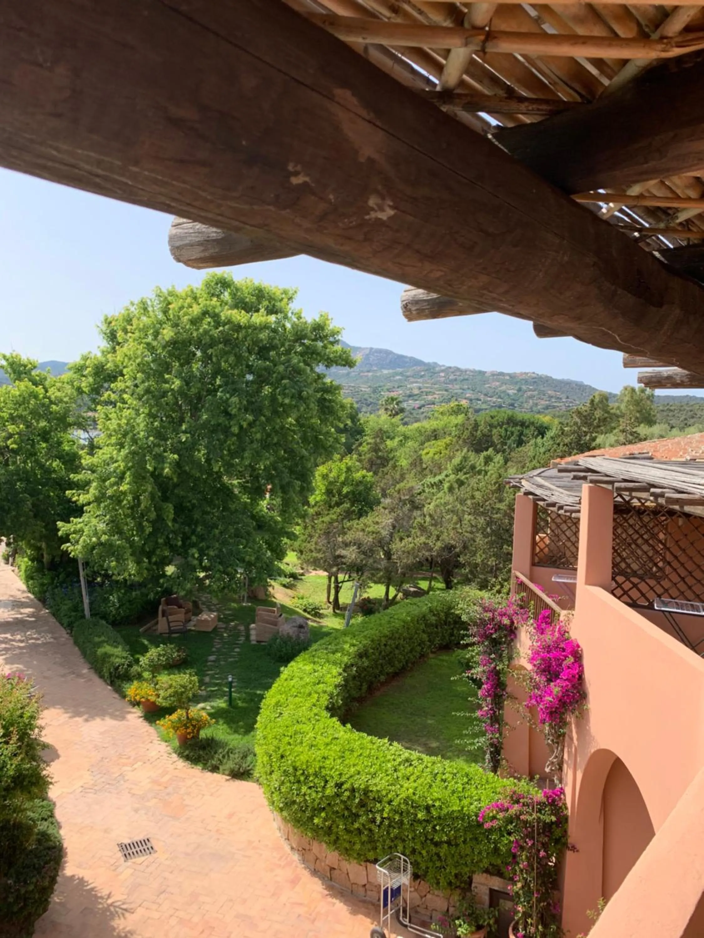 Garden in Green Park Hotel