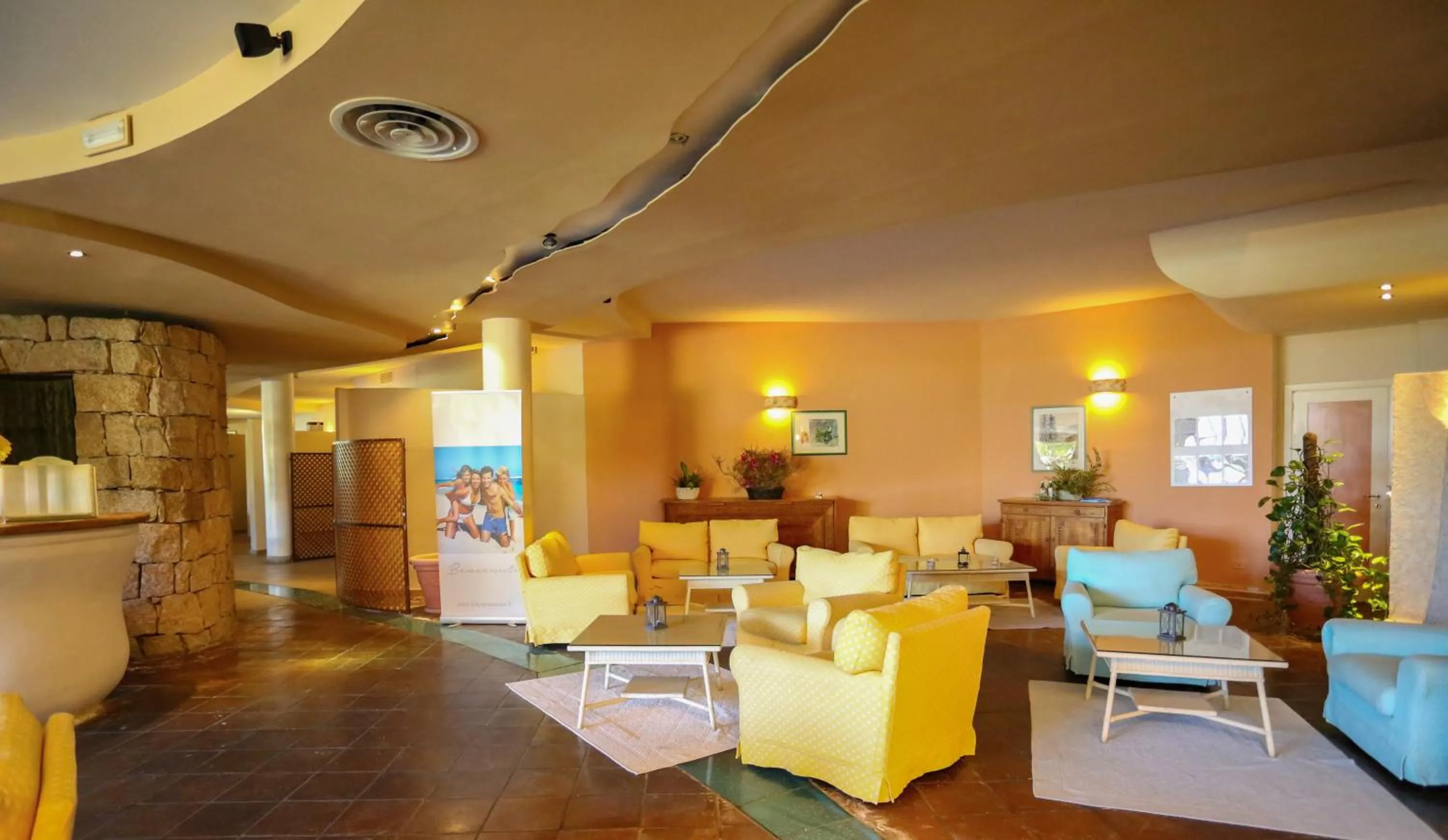 Lounge or bar in Swadeshi Sporting Hotel Tanca Manna