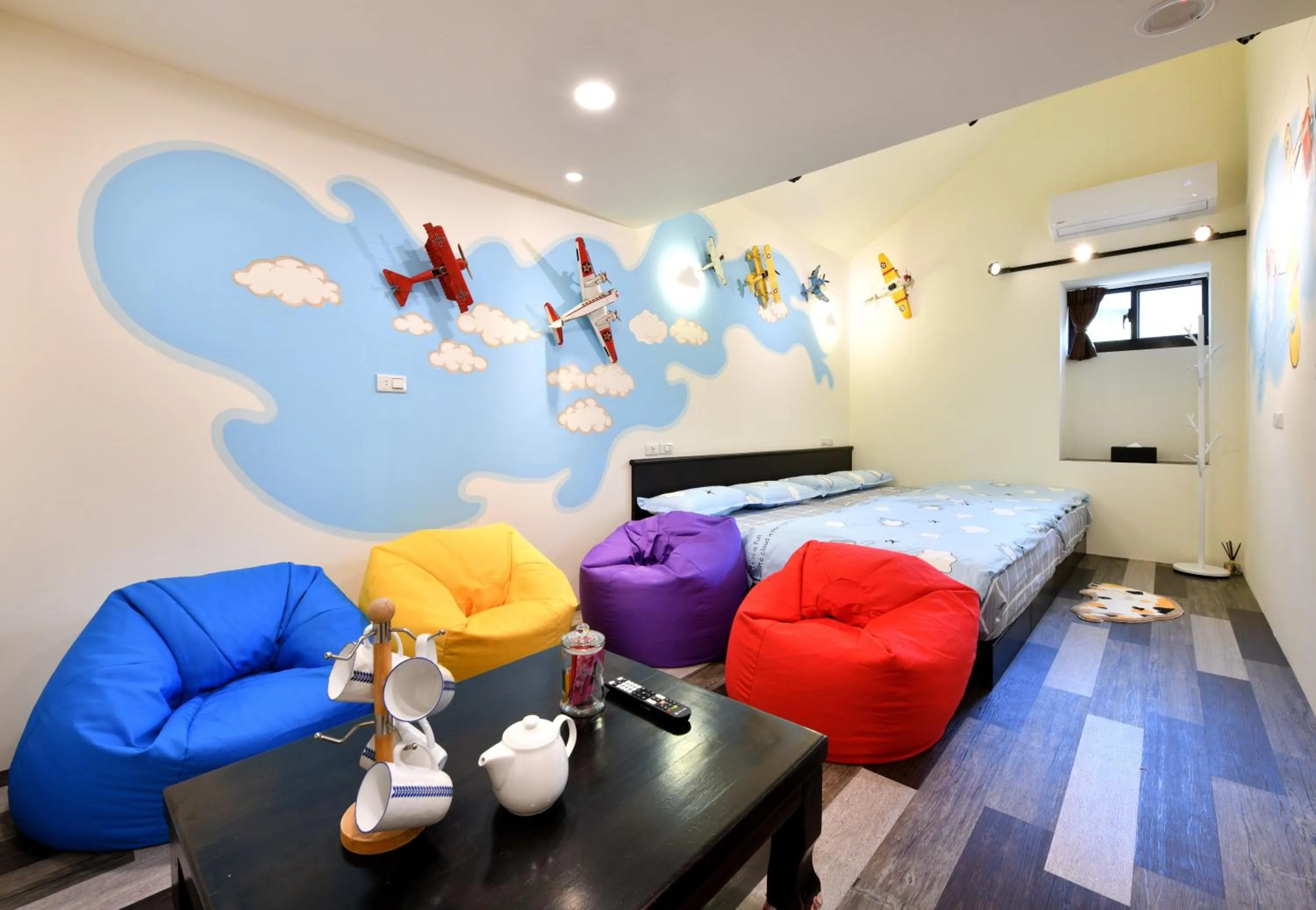 Bed in Windsor's Vanilla Garden B&B