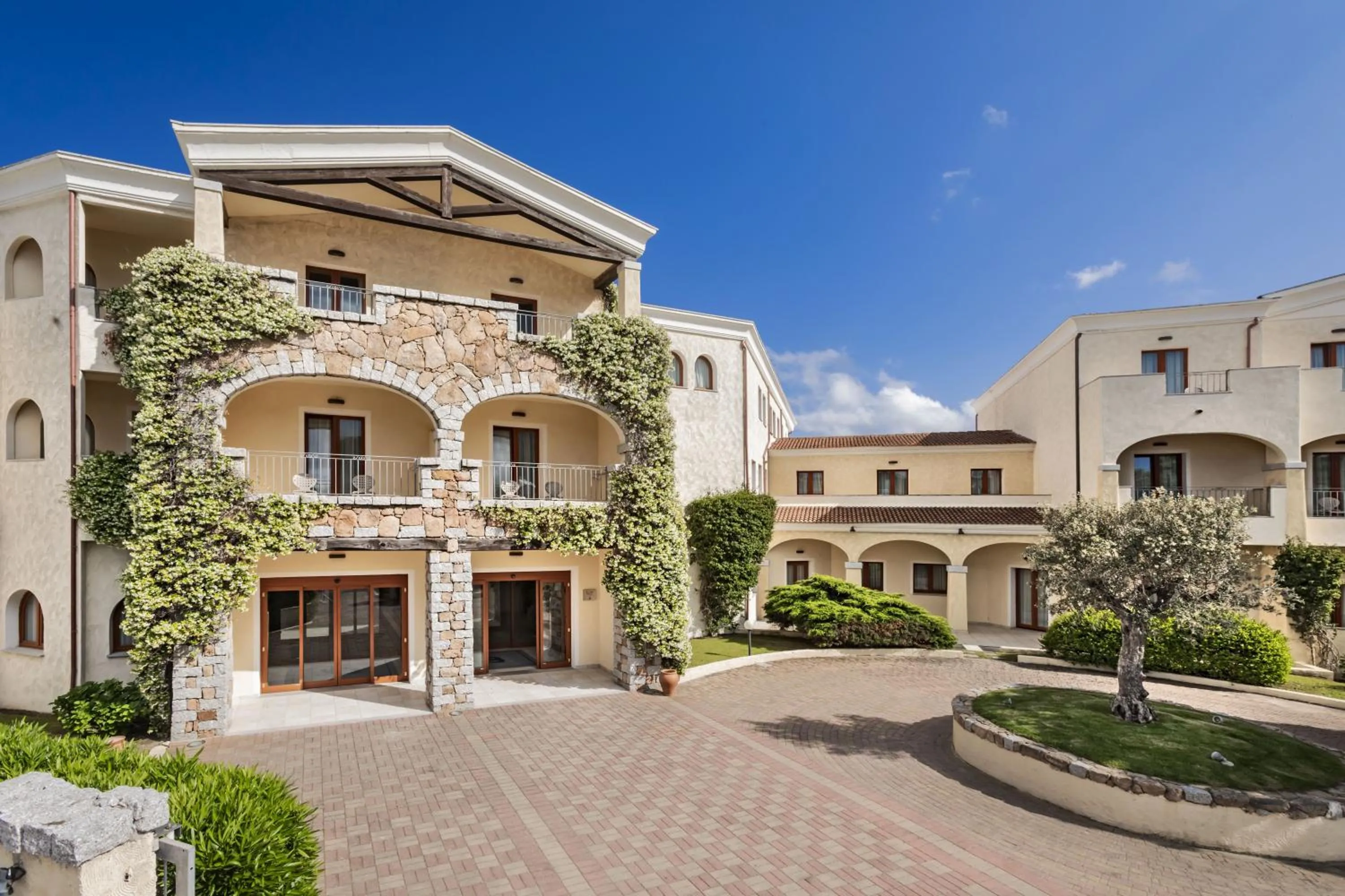 Facade/entrance in Blu Hotel Morisco