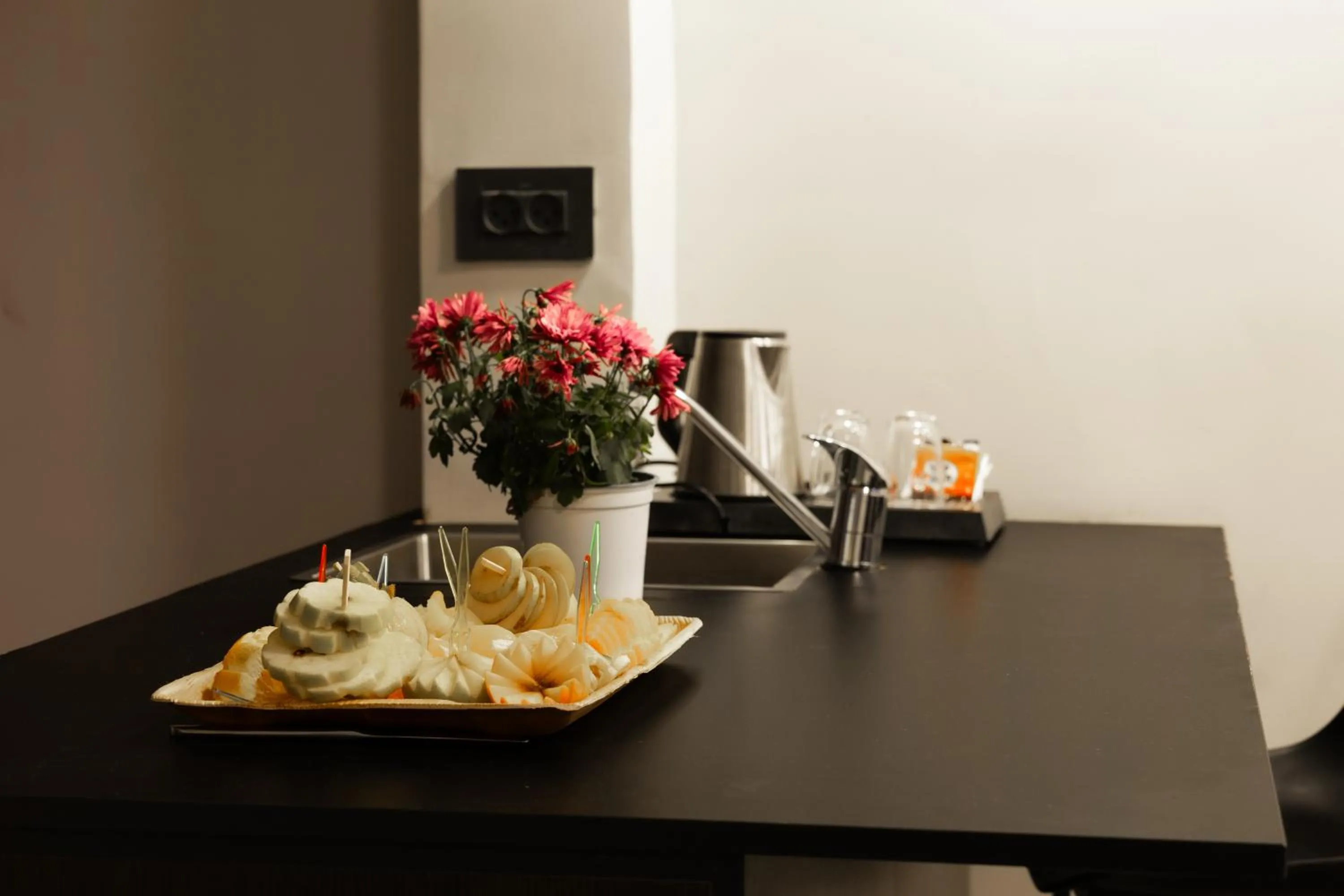 Food and drinks in Lev Yerushalayim Hotel