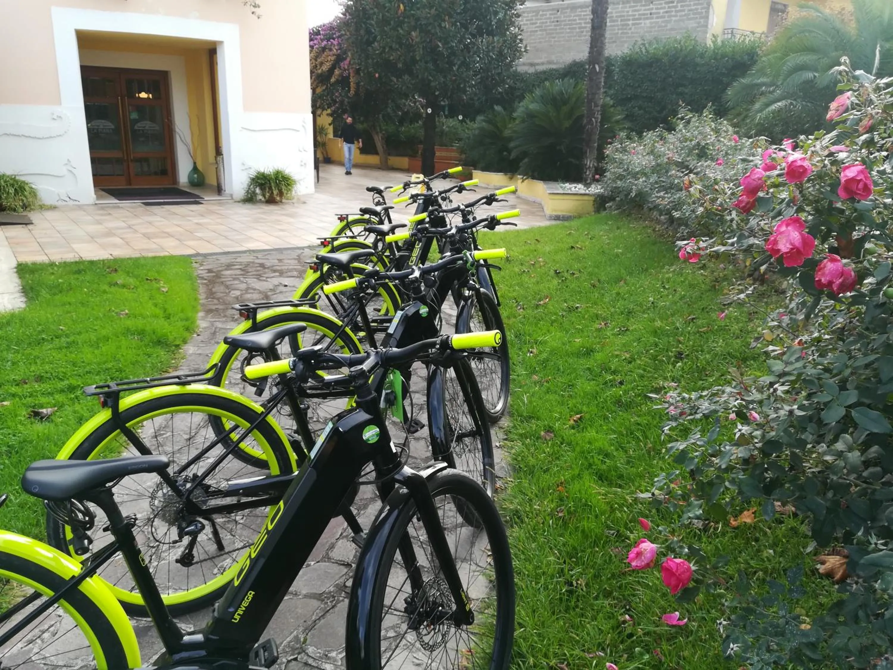 Cycling in Hotel Ristorante La Piana