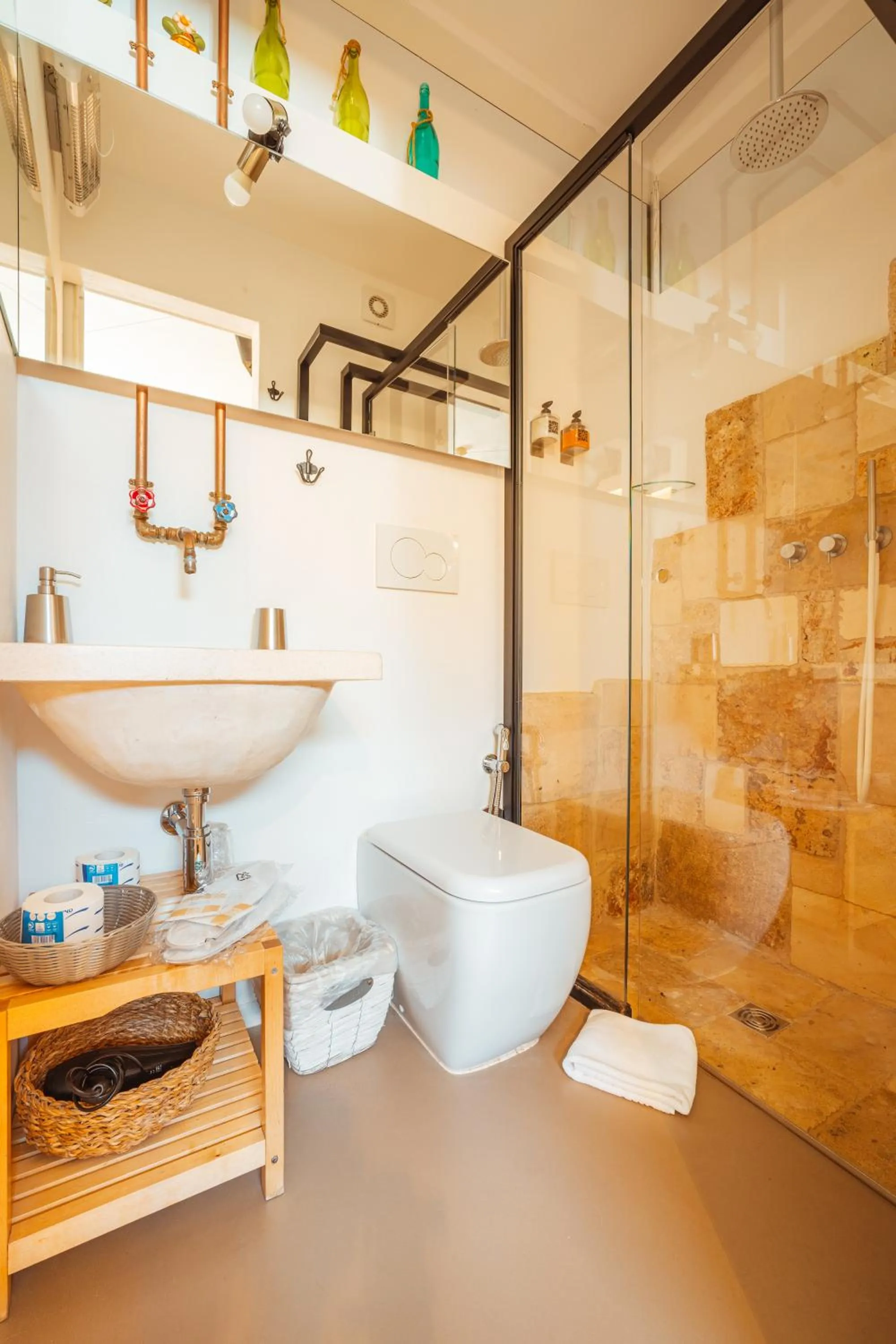 Shower in Echi di Puglia