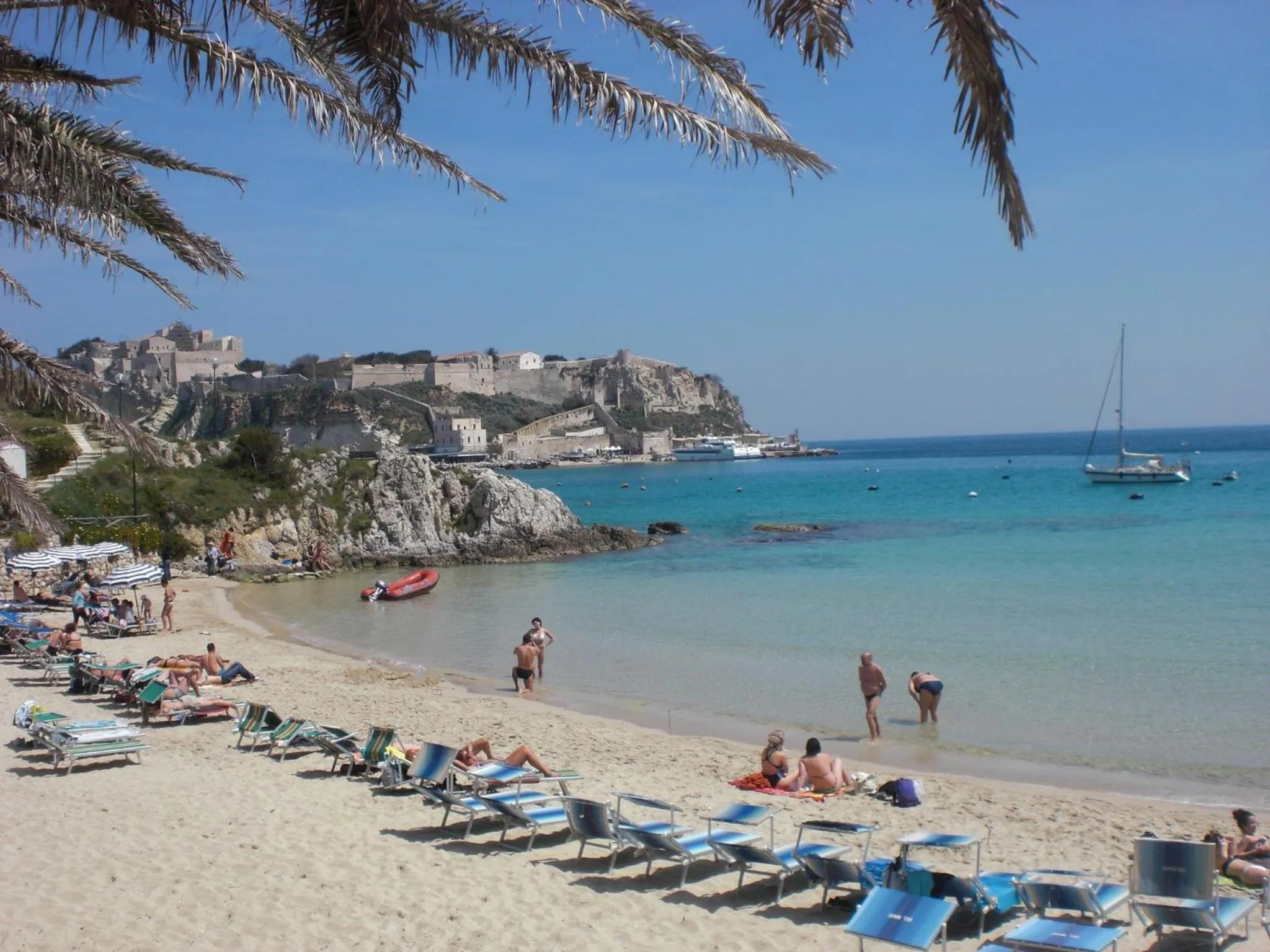 Area and facilities in Hotel Eden