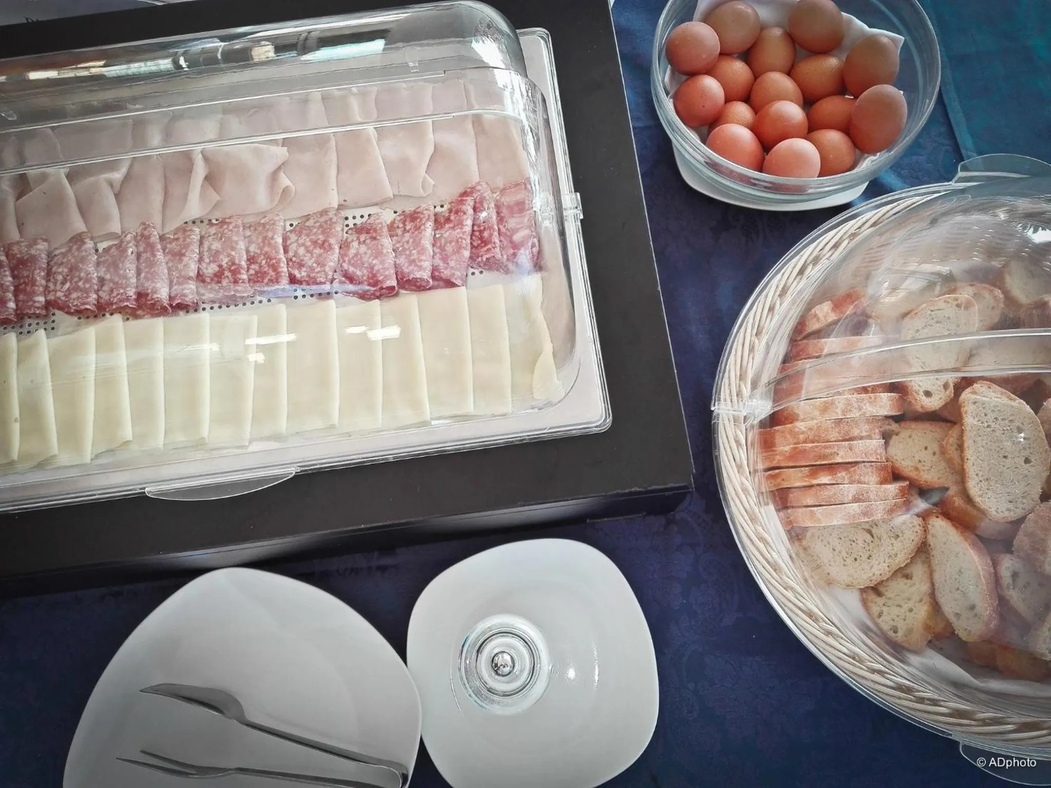 Breakfast in Hotel Eden