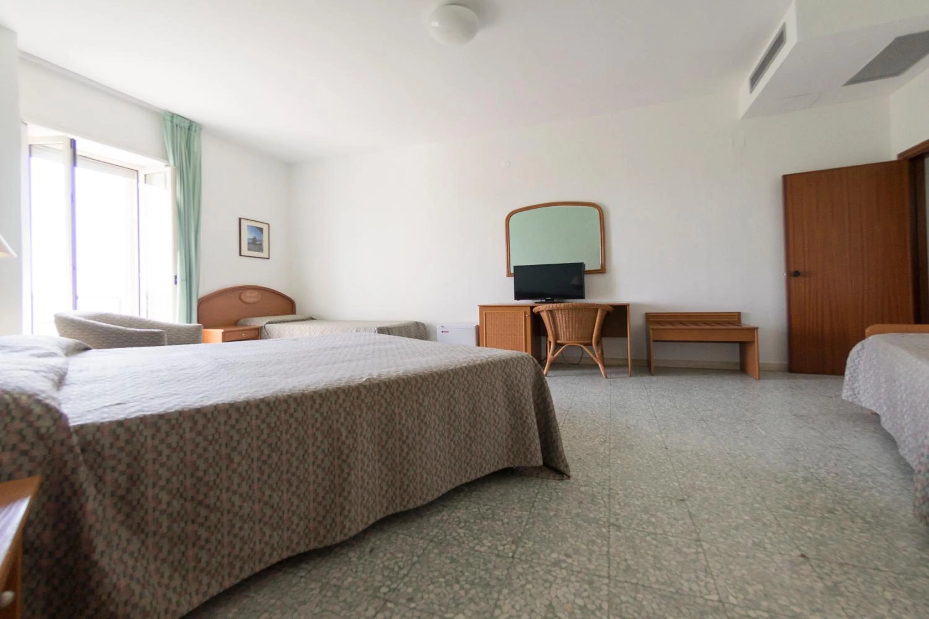 Bedroom, Bed in Hotel Eden