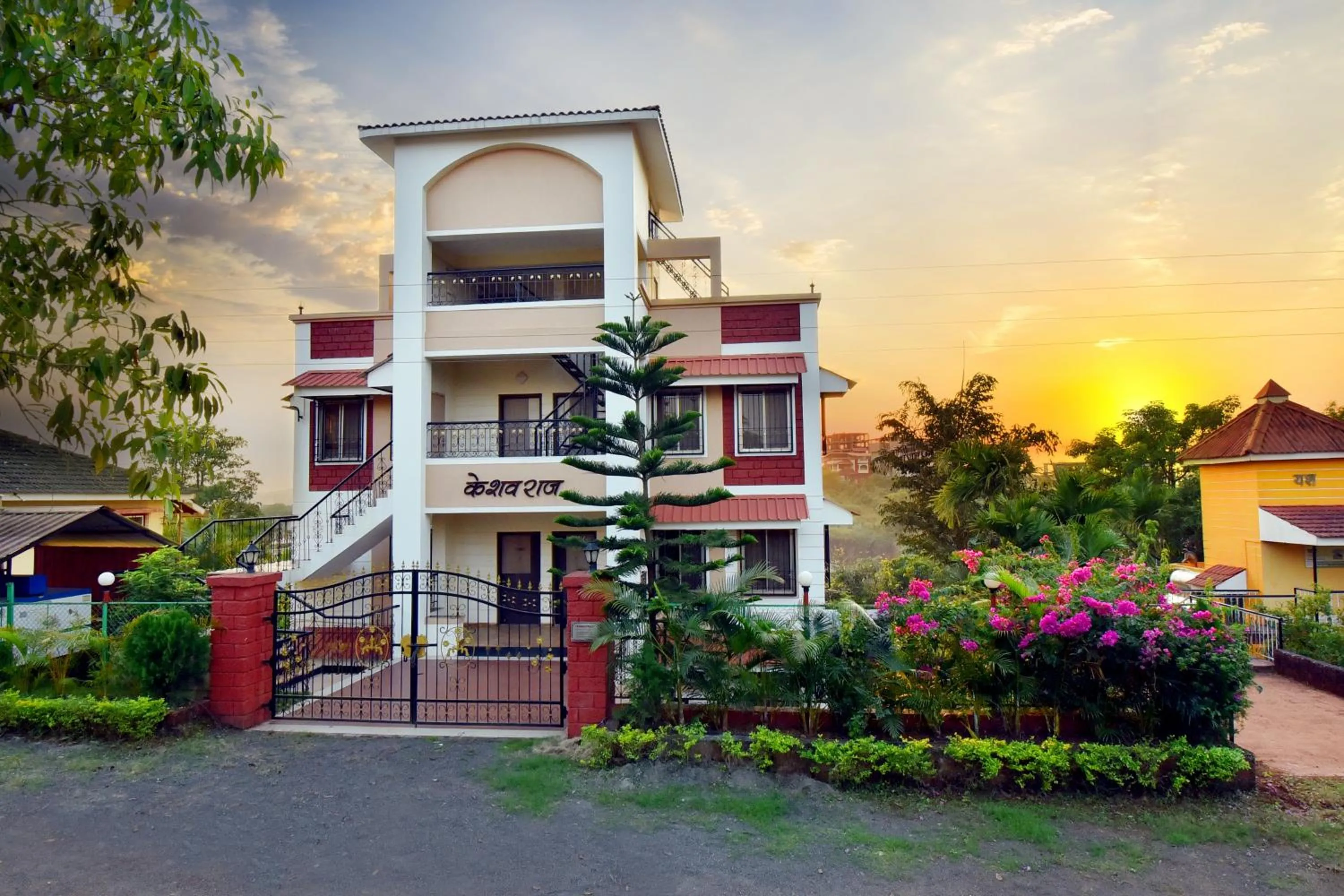 Property building in The Mango Inn
