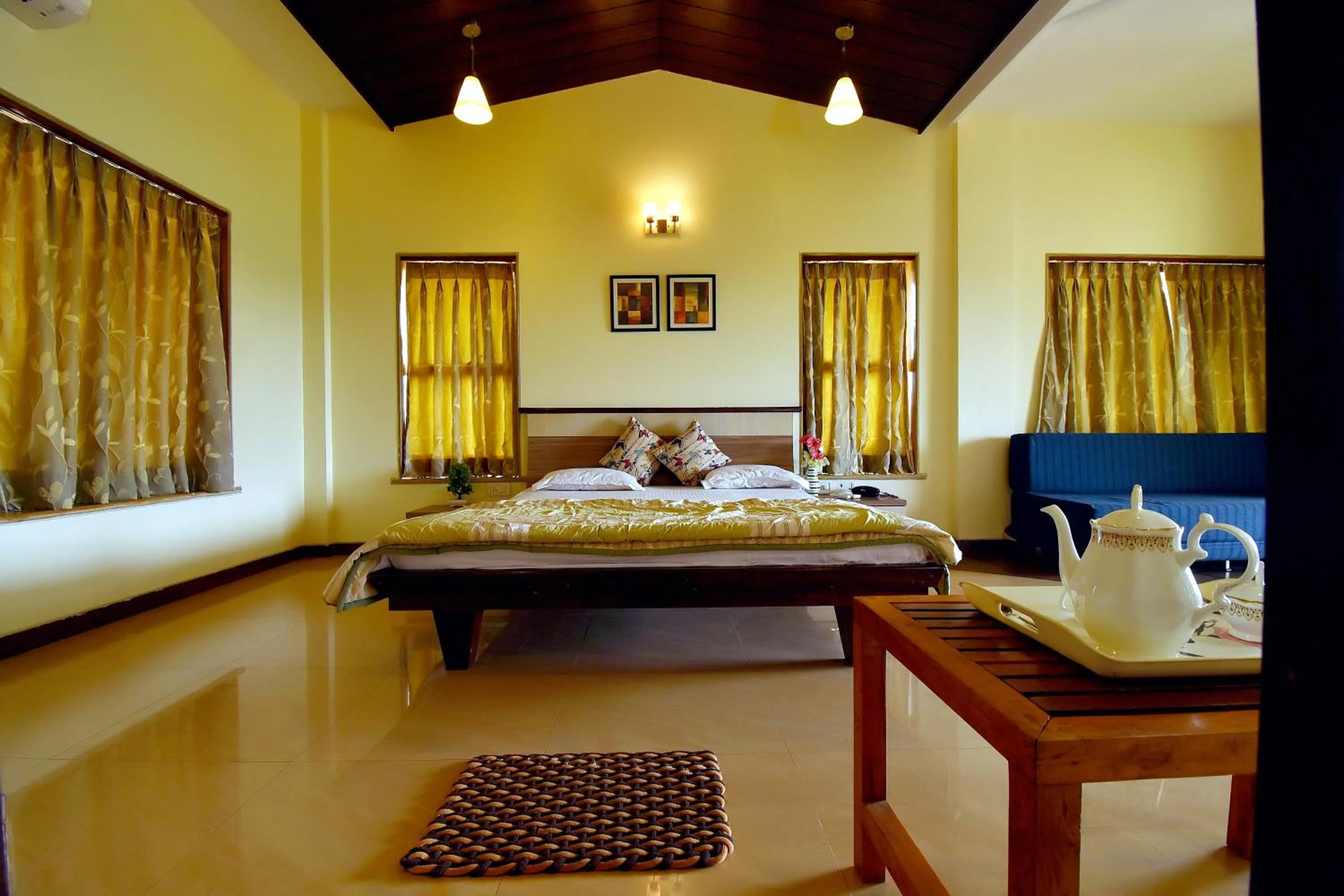 Bedroom, Bed in The Mango Inn