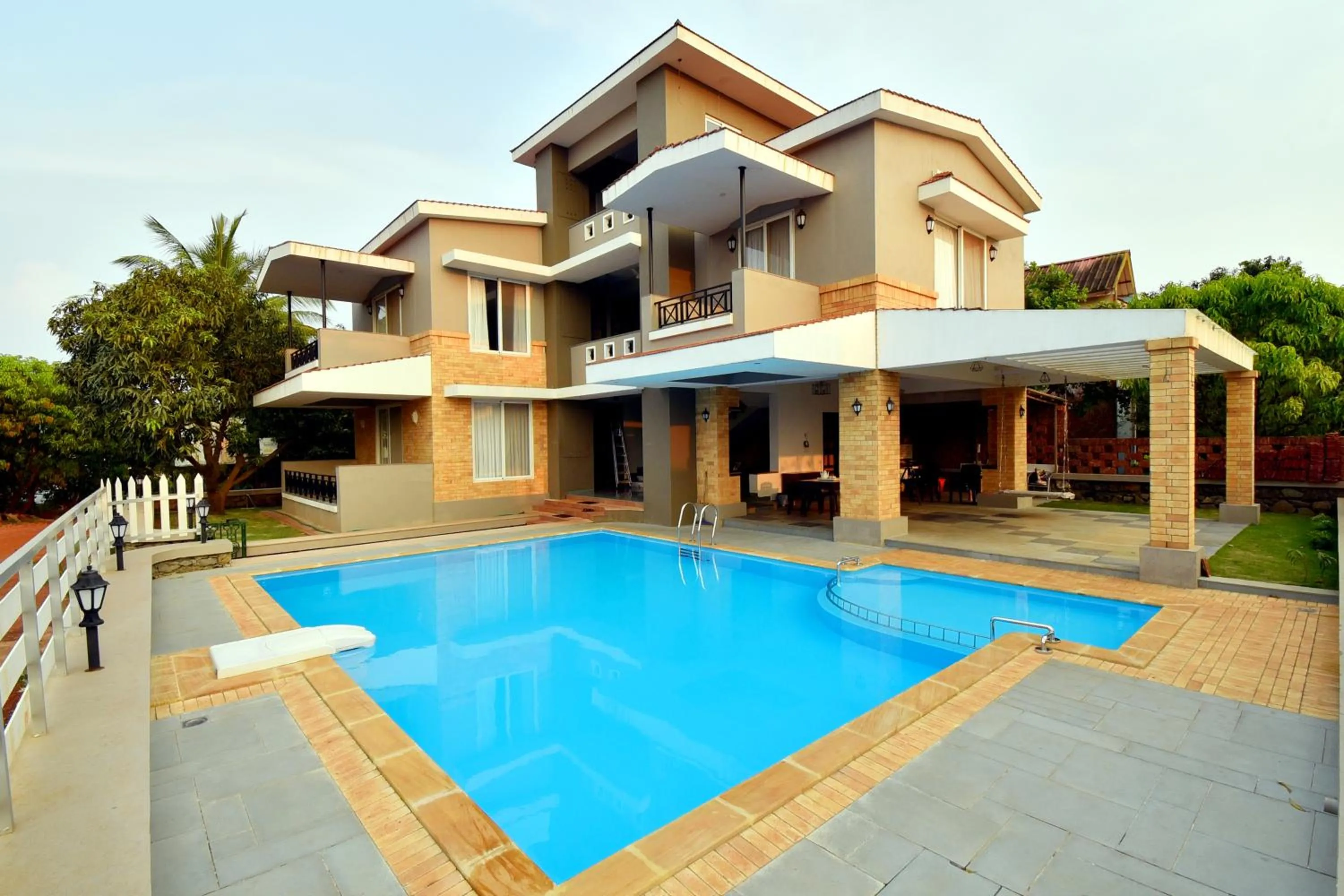 Property building in The Mango Inn