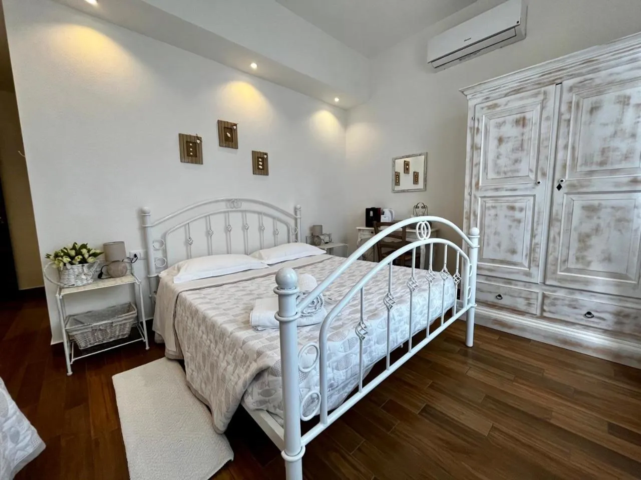 Bed in Palmasera Charming Rooms