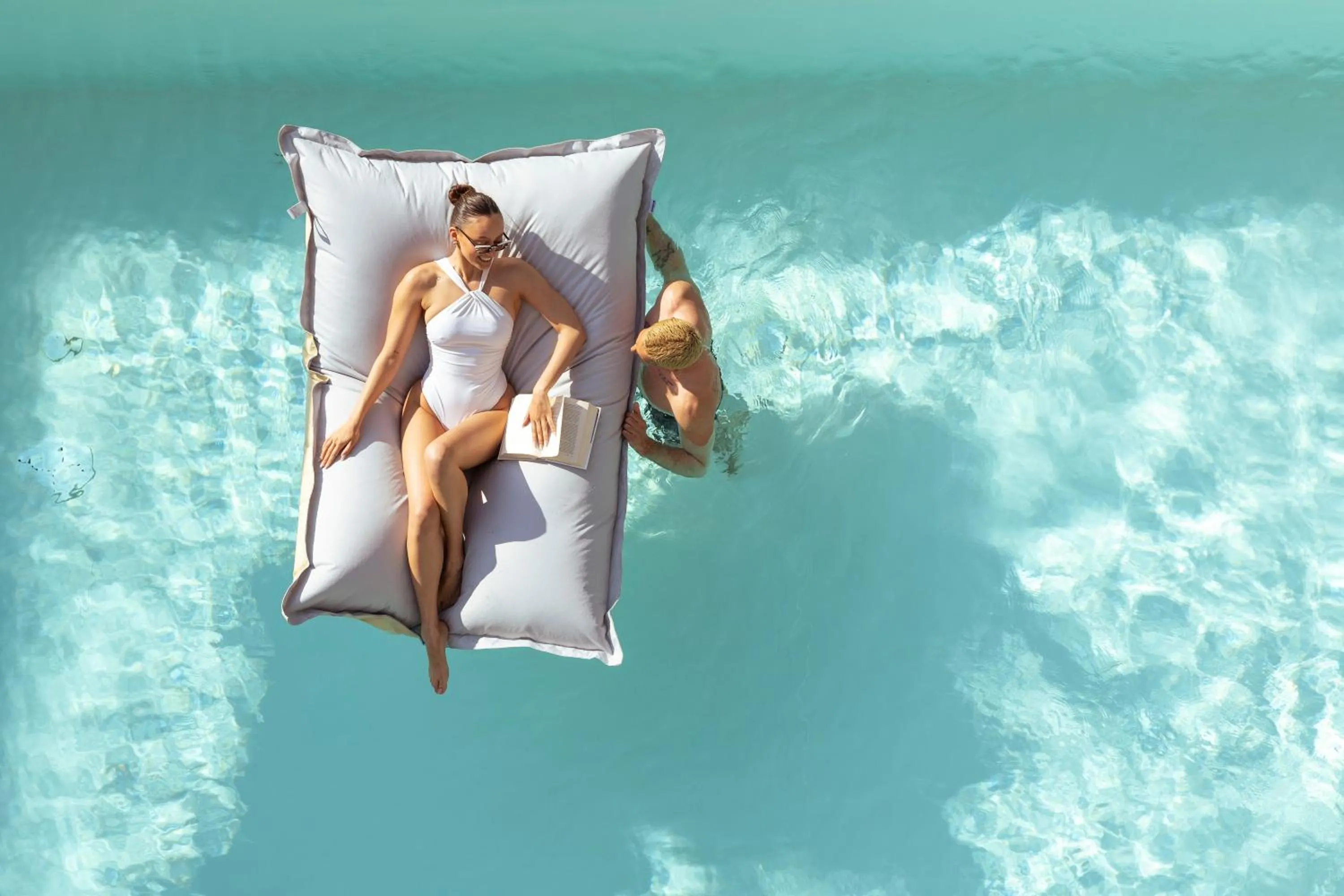 Swimming pool in SeeLE Garda Hotel