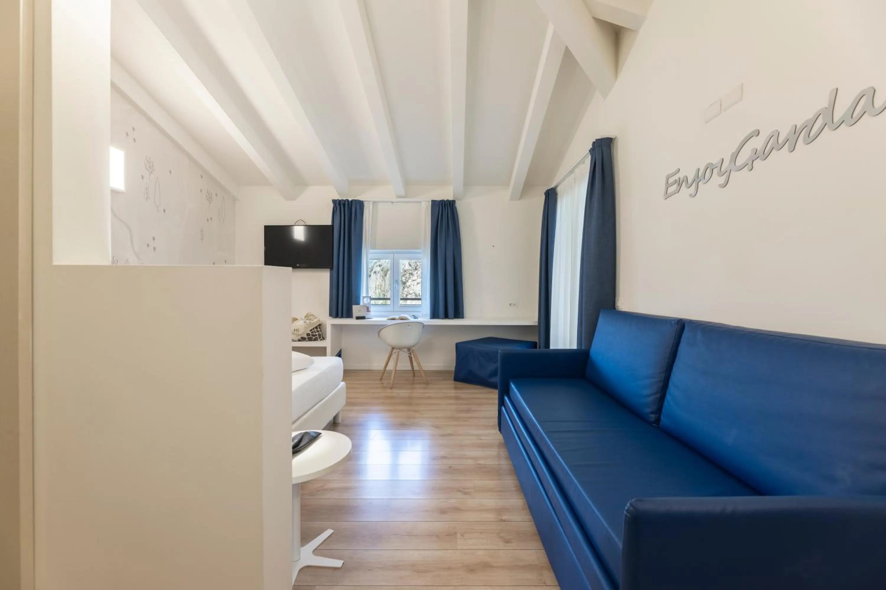 Living room in SeeLE Garda Hotel