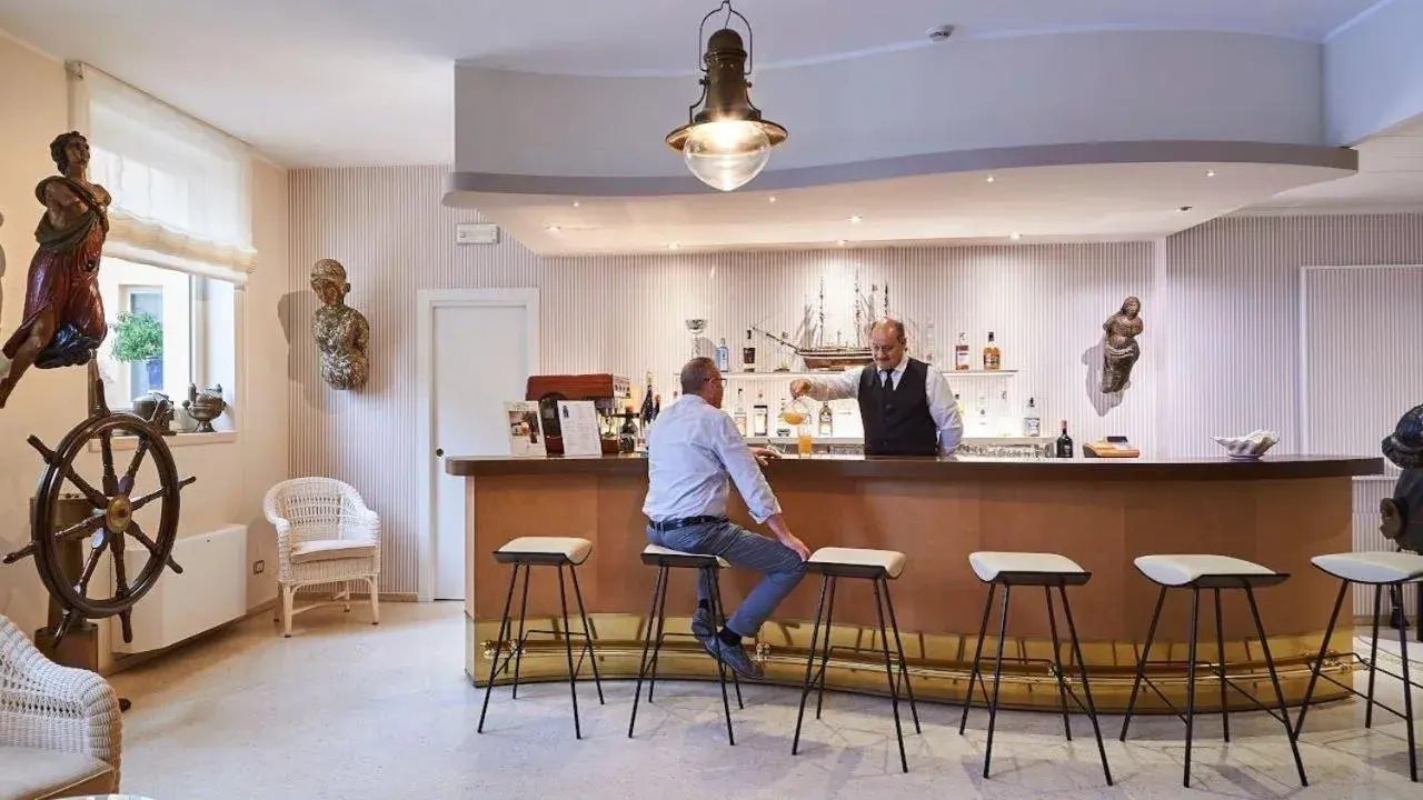 Lounge or bar in Corte Di Nettuno - CDSHotels Lounge or bar in Corte Di Nettuno - CDSHotels