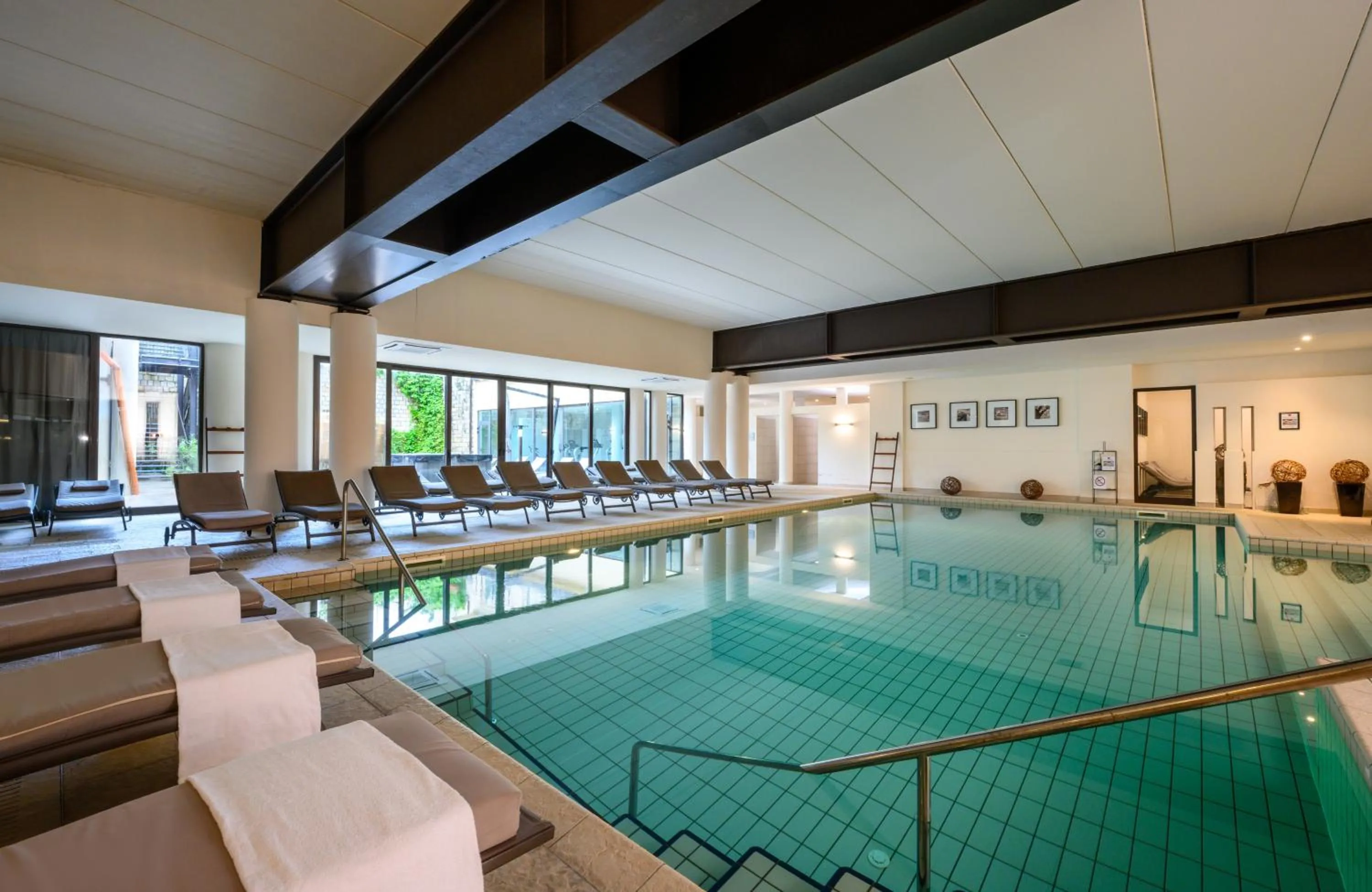 Swimming pool in Leonardo Hotel Lago di Garda - Wellness and Spa