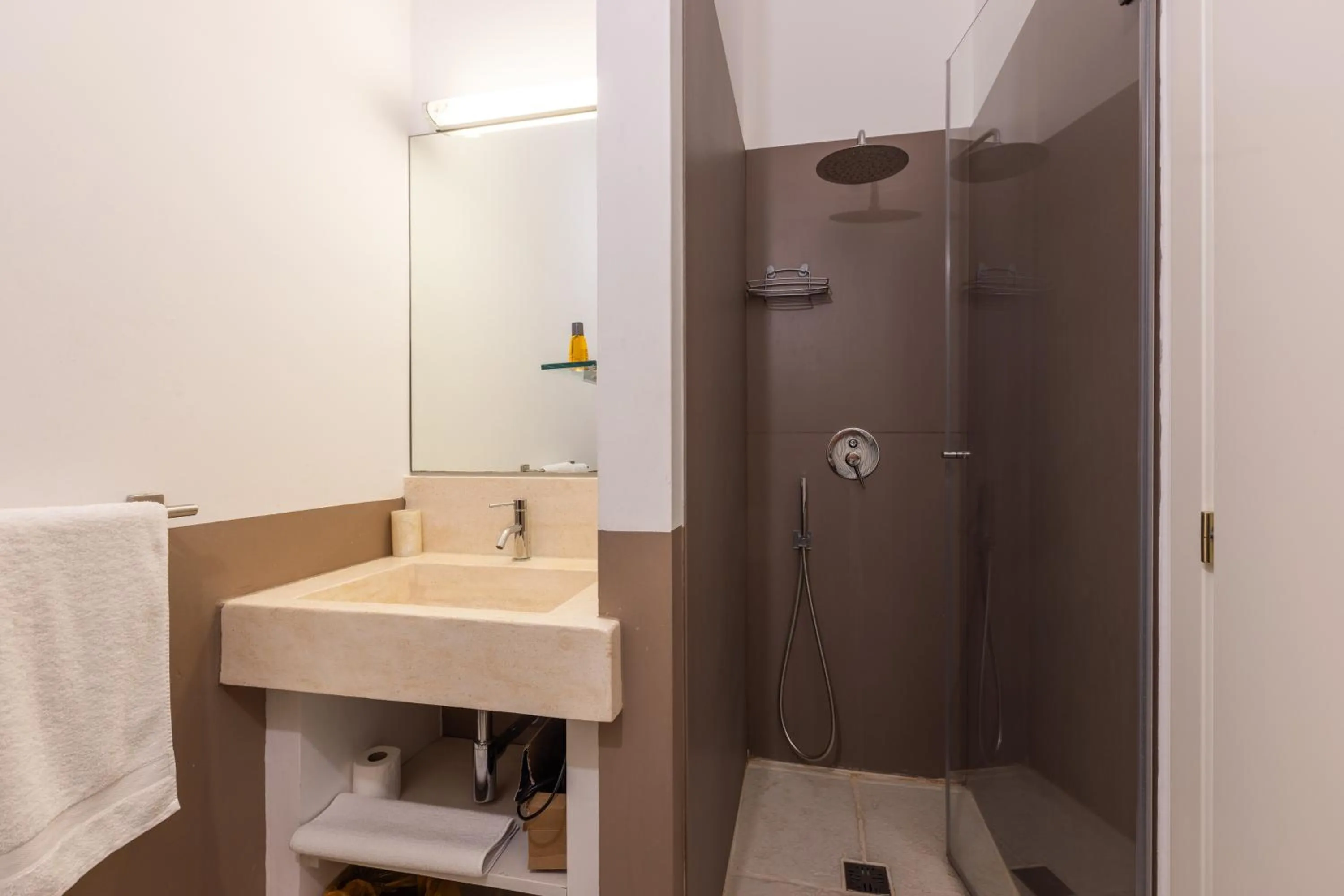 Bathroom in La Loggetta