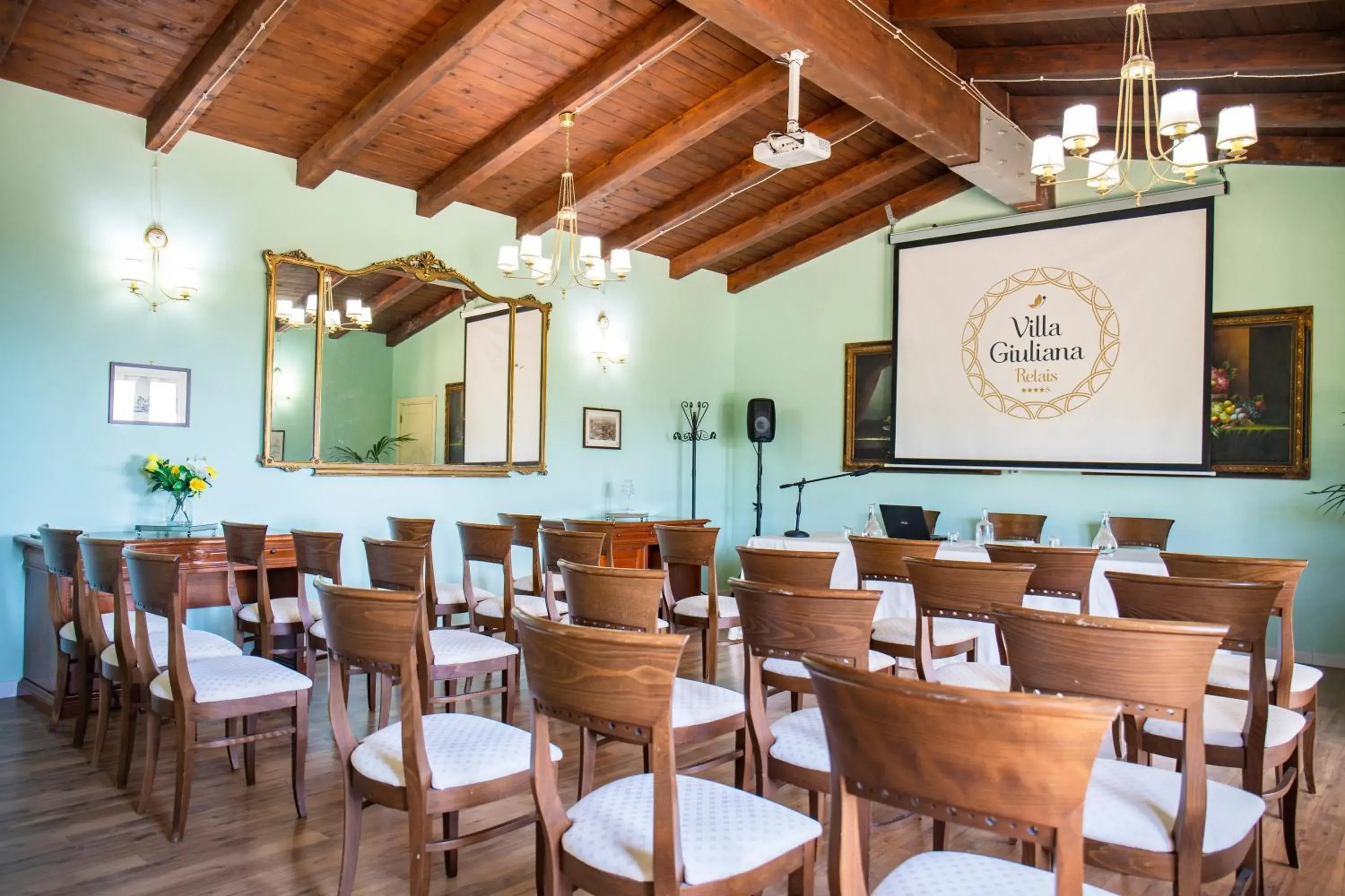 Meeting/conference room, Restaurant/Places to Eat in Relais Villa Giuliana