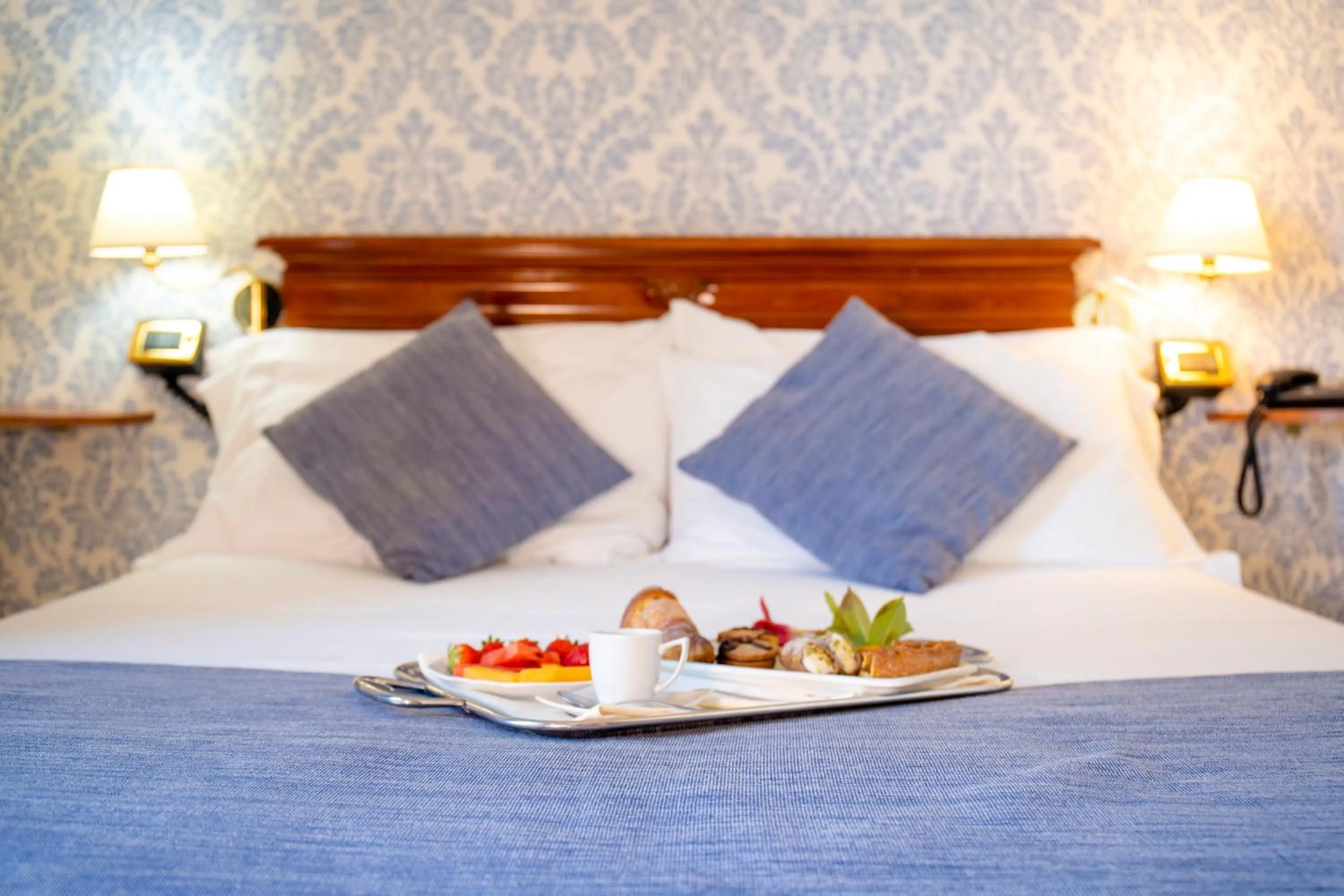 Bed in Relais Villa Giuliana