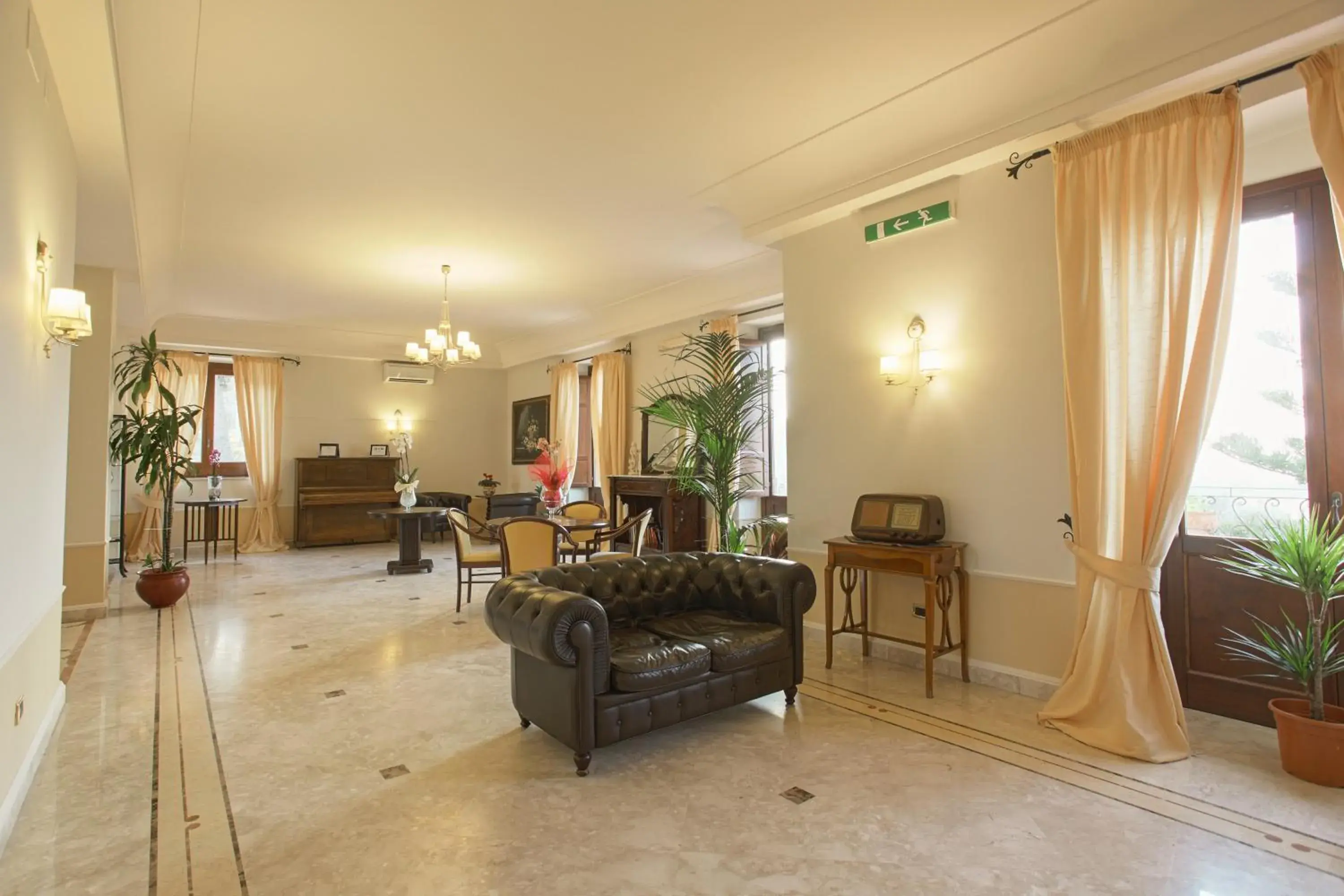 Lobby or reception, Seating Area in Relais Villa Giuliana