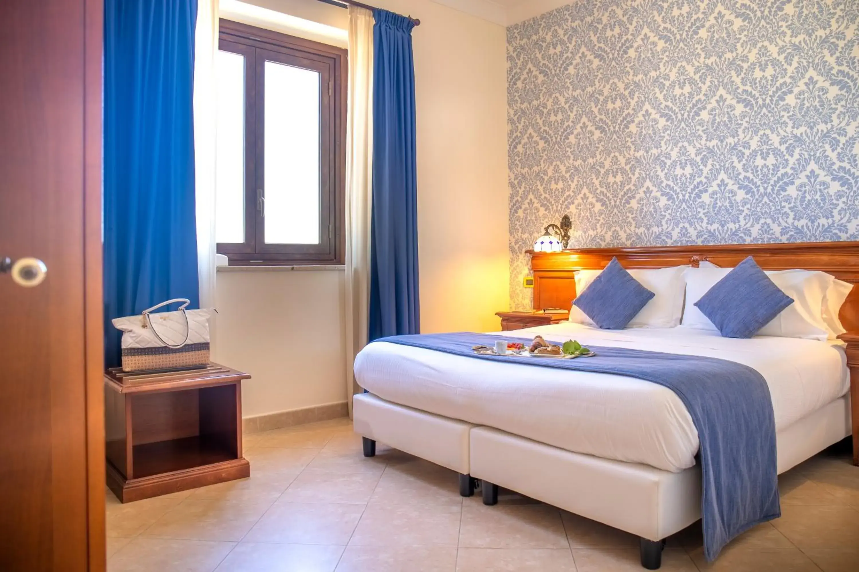 Bedroom, Bed in Relais Villa Giuliana