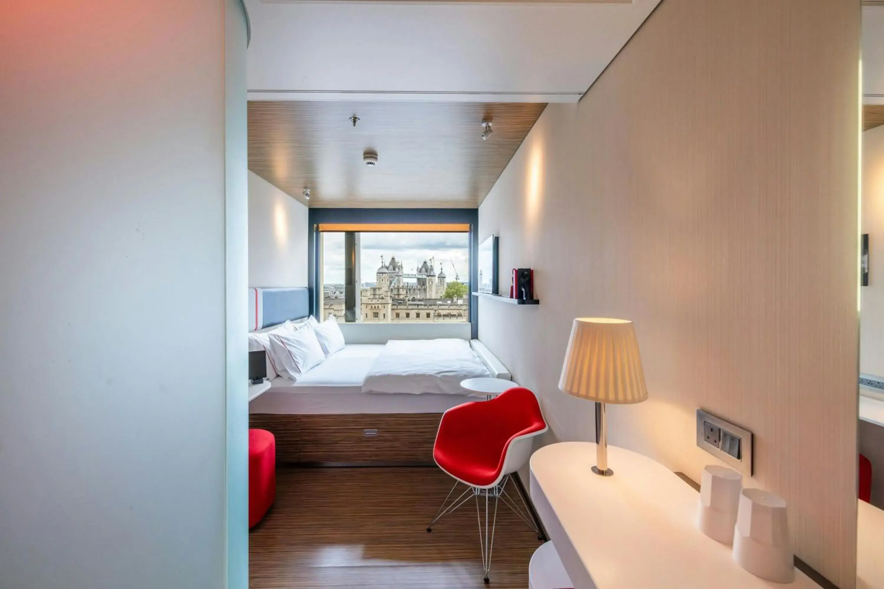 Bedroom, Bed in citizenM Tower of London Bedroom, Bed in citizenM Tower of London