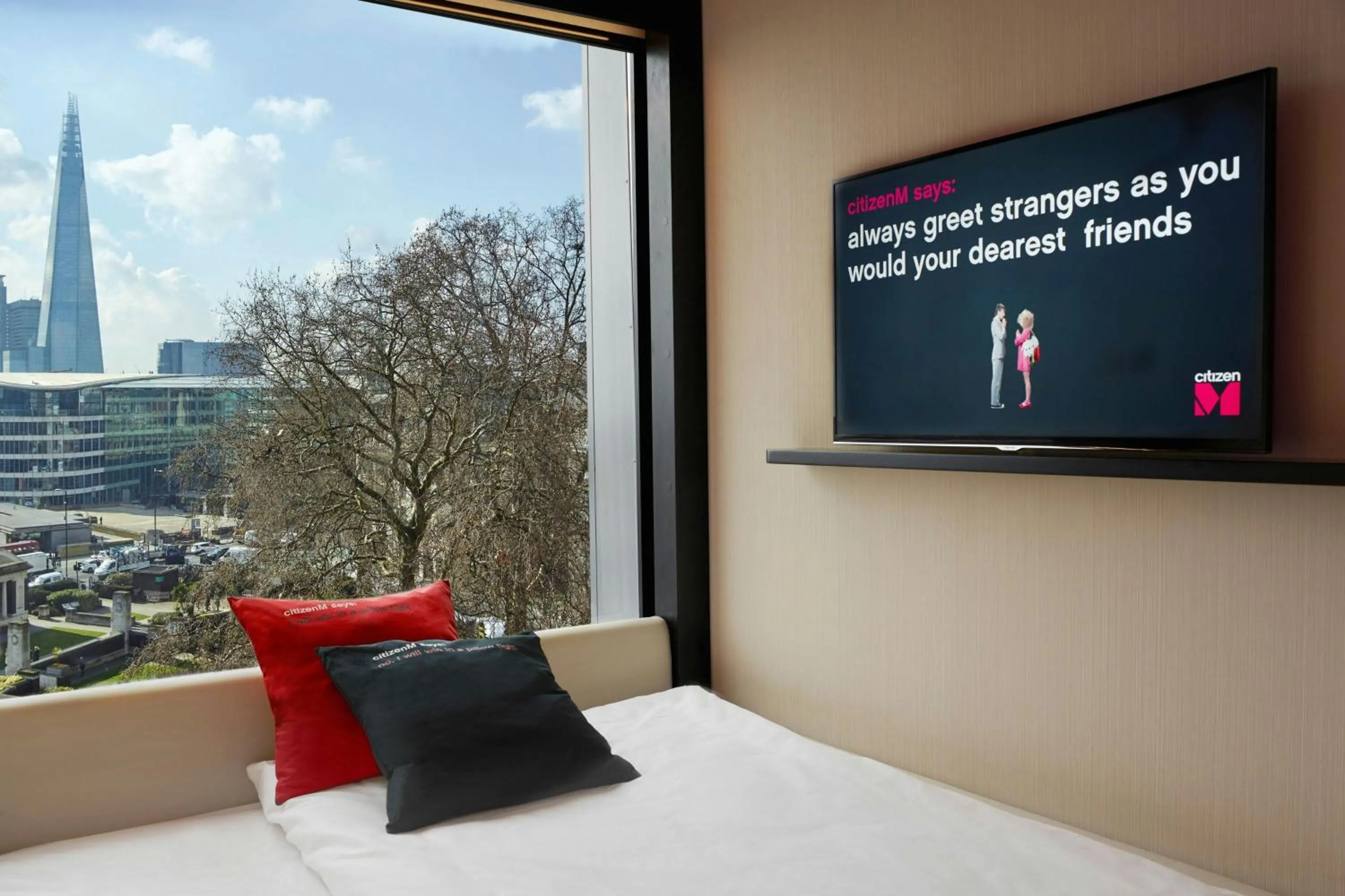 Bedroom, Bed in citizenM Tower of London