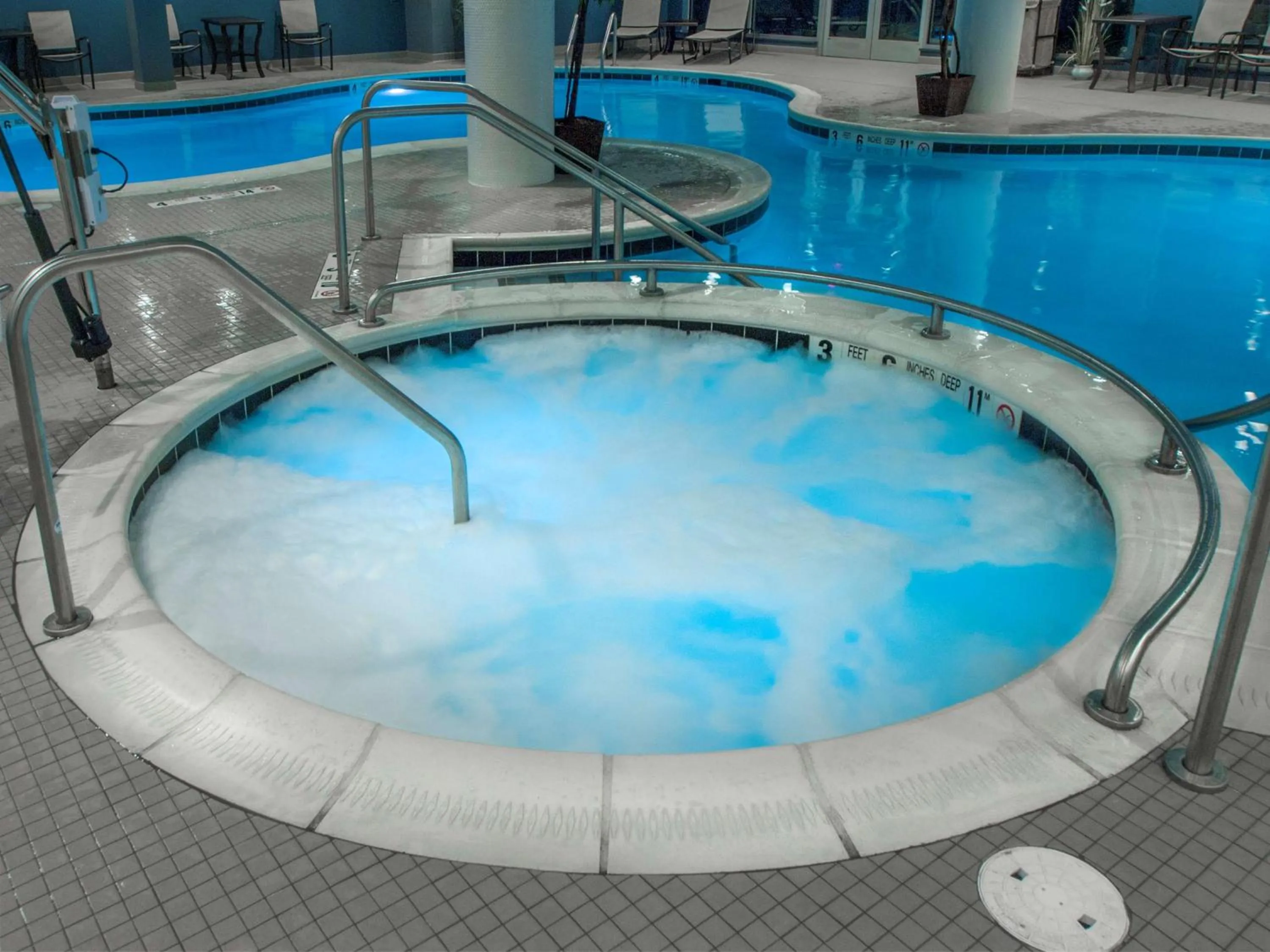 Pool view in DoubleTree by Hilton Hotel Niagara Falls New York