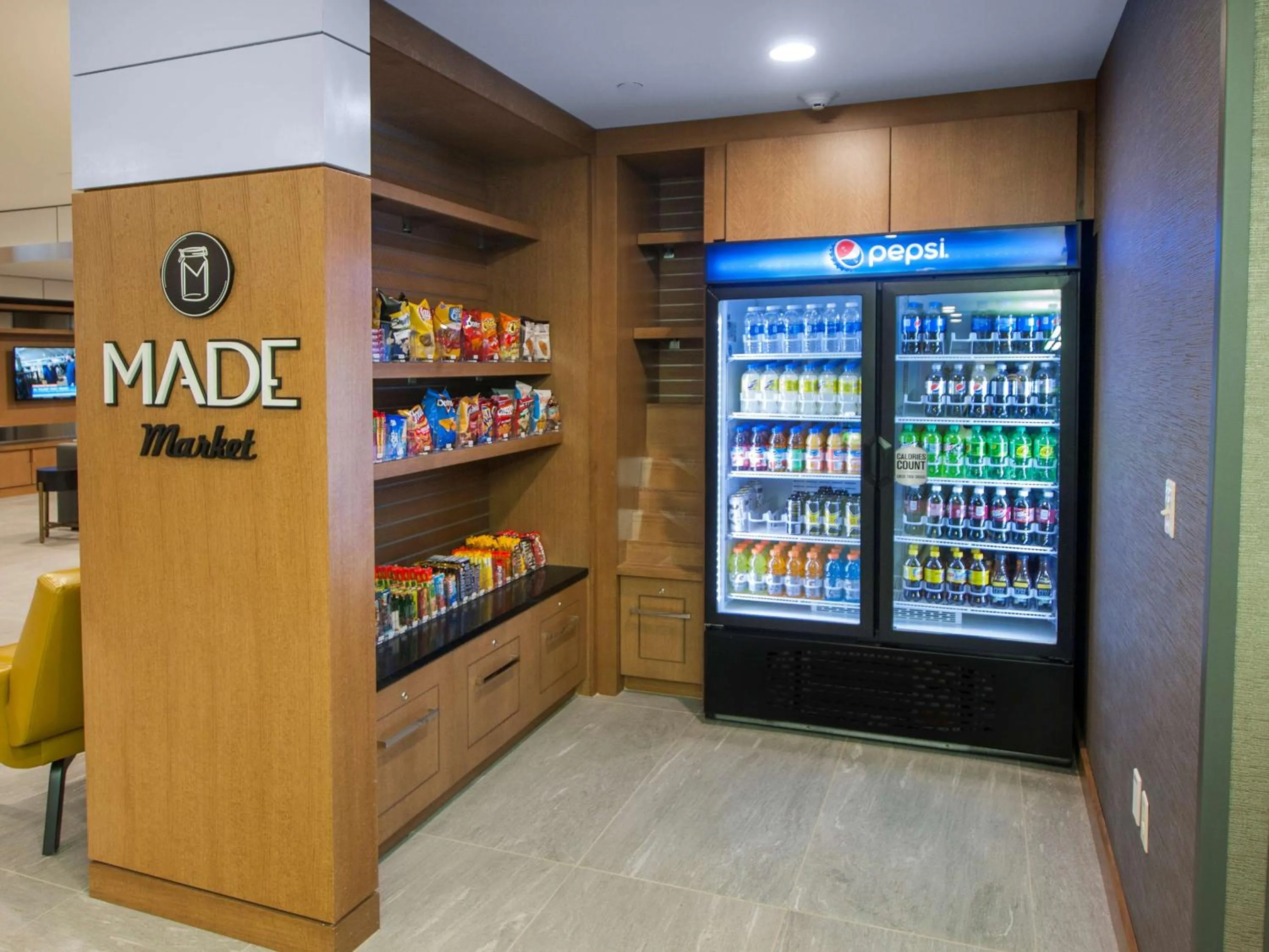 Restaurant/places to eat in DoubleTree by Hilton Hotel Niagara Falls New York