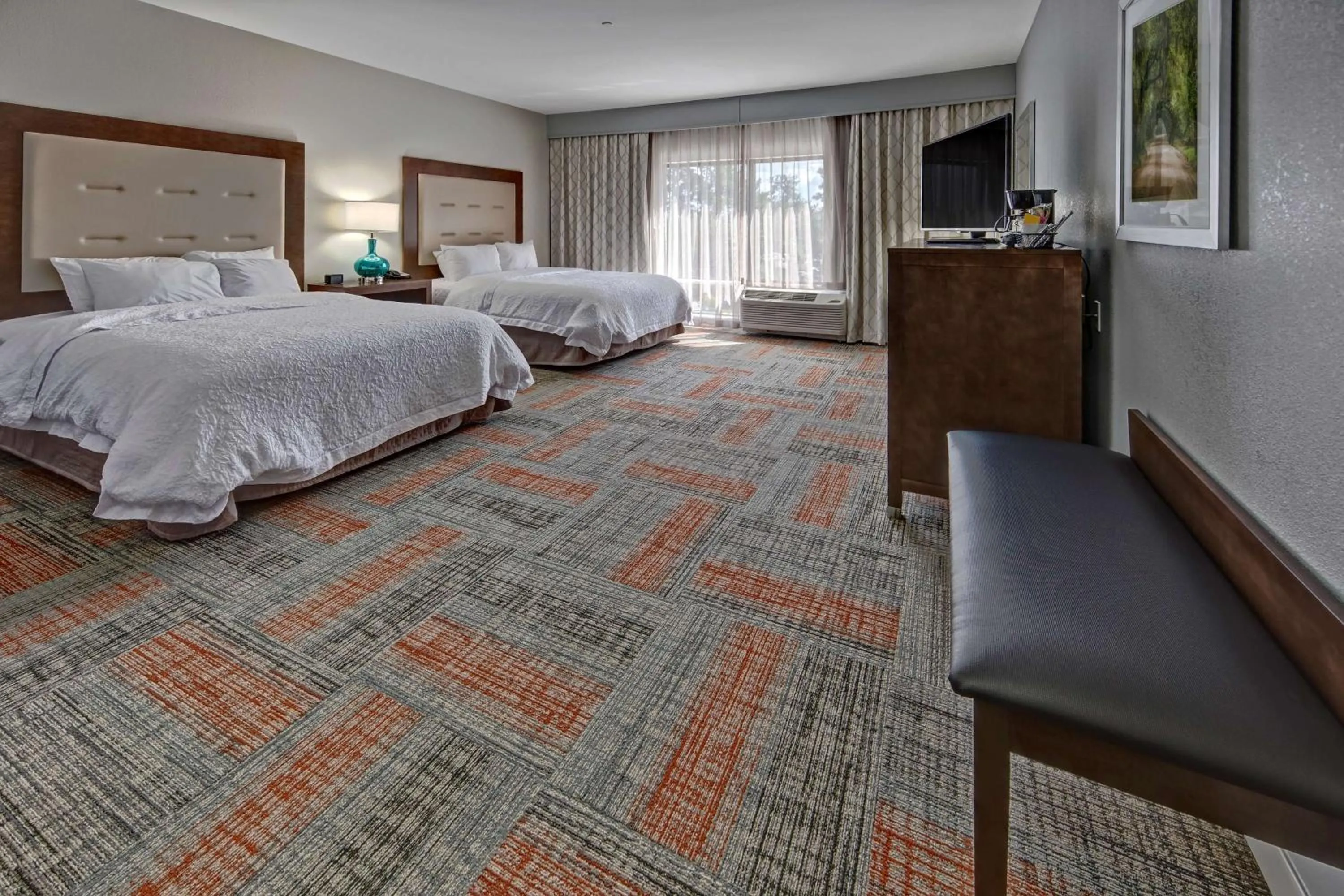 Bed in Hampton Inn Summerville SC