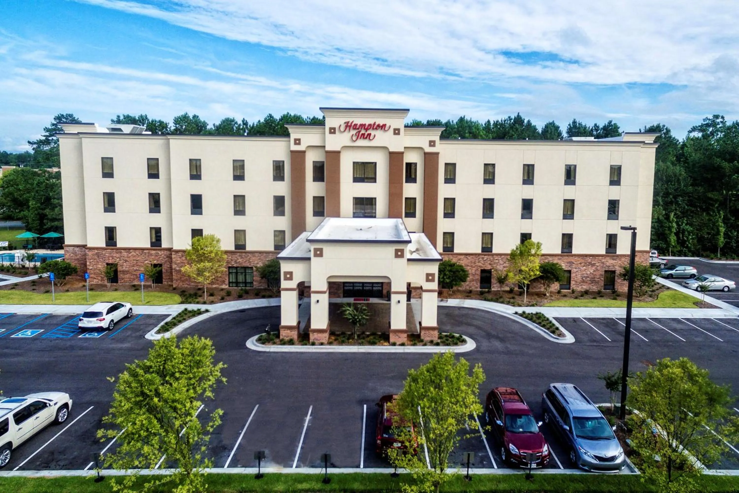 Property building in Hampton Inn Summerville SC