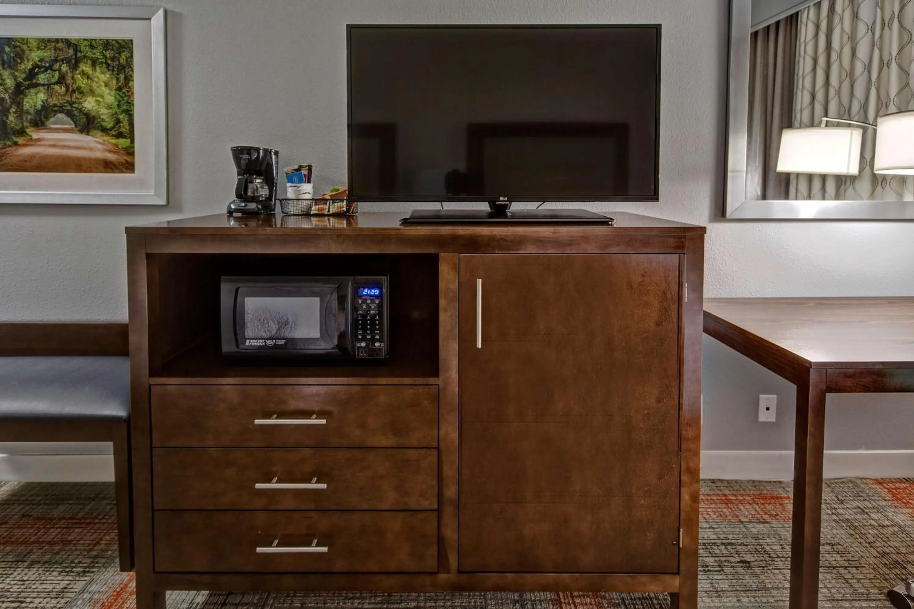 Bed in Hampton Inn Summerville SC