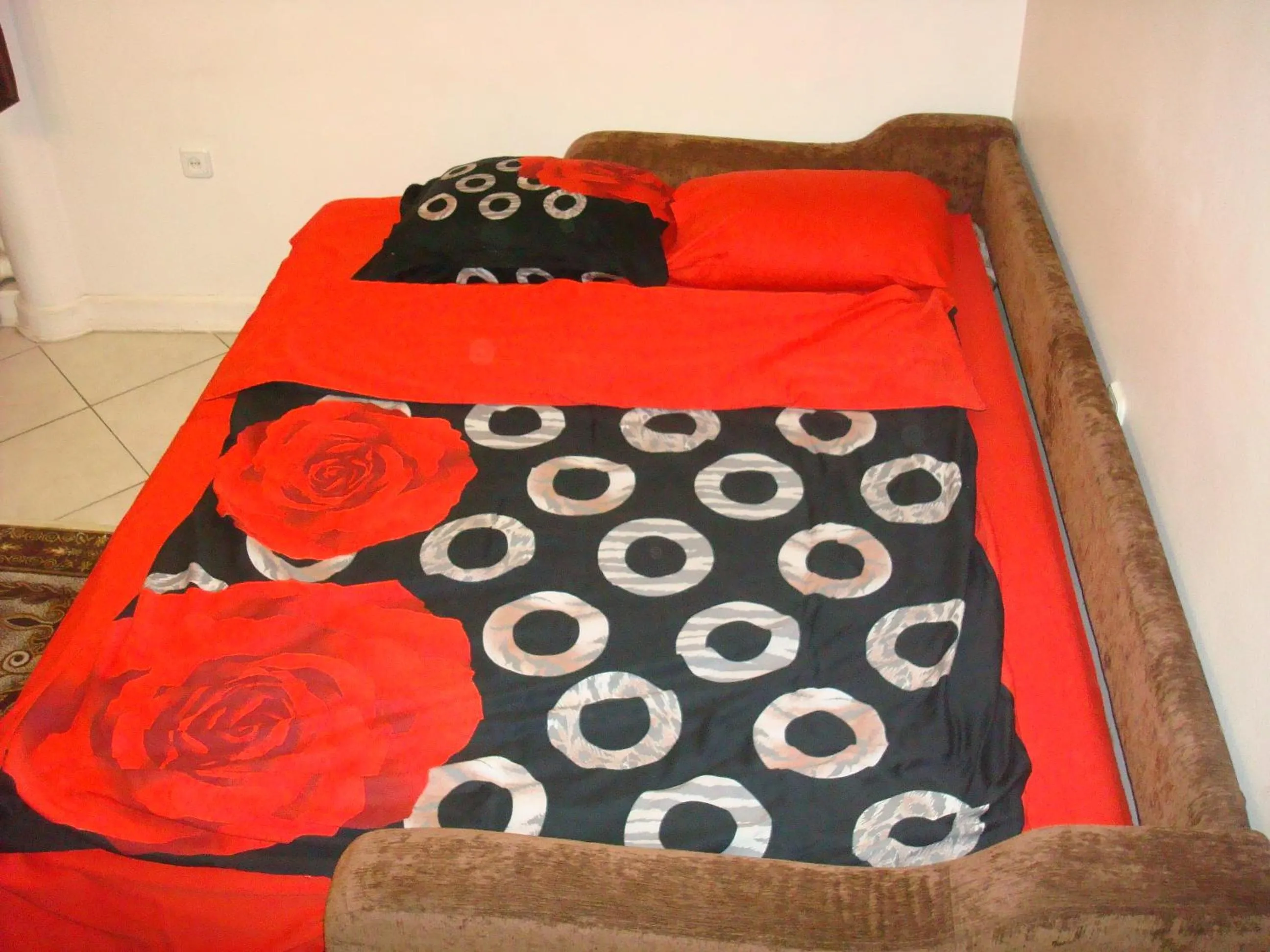 Bed in Apartment on Privokzalnaya 2/1