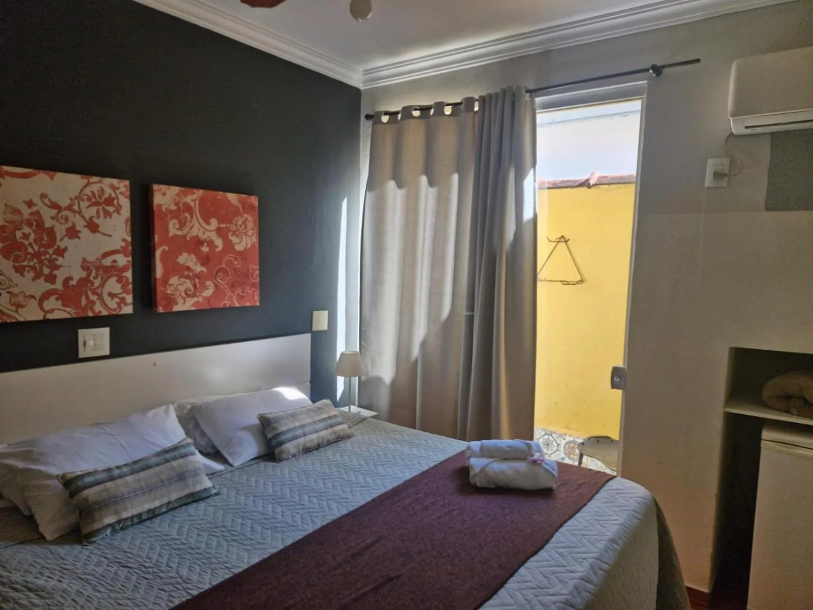 King Room with Balcony - single occupancy in Hotel Casa Grande Itapira
