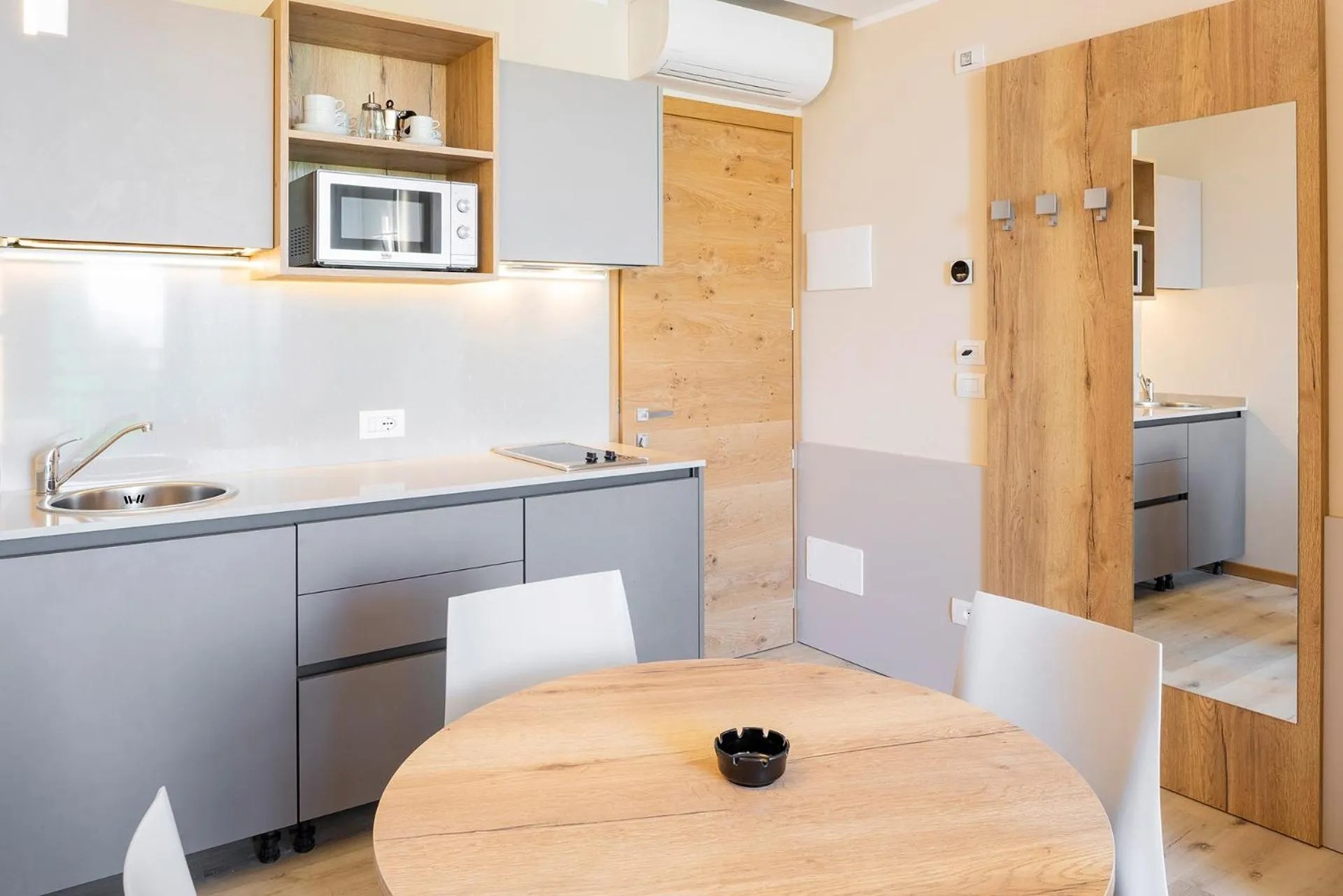 Kitchen or kitchenette in Residence Parco Del Garda