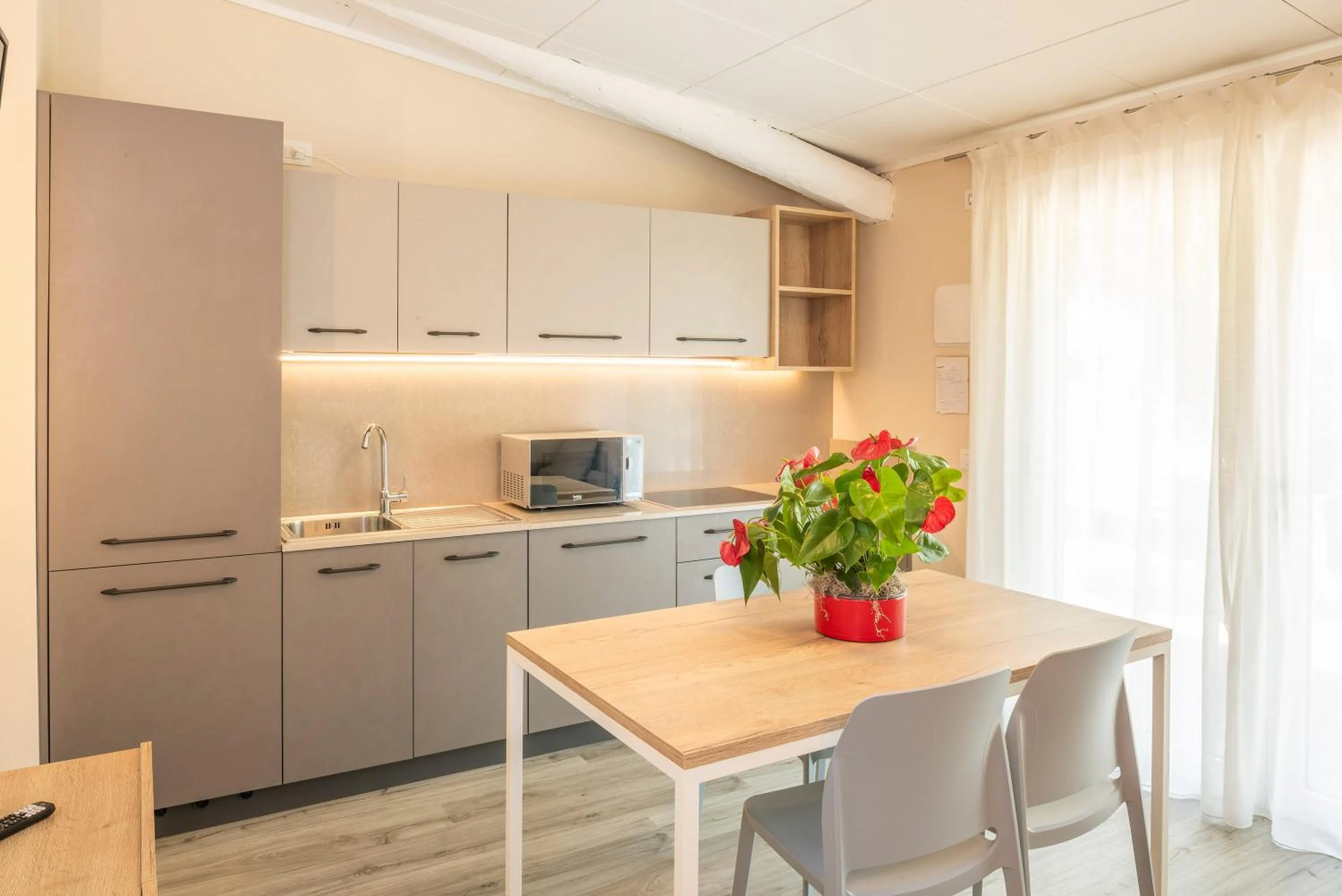 Kitchen or kitchenette in Residence Parco Del Garda