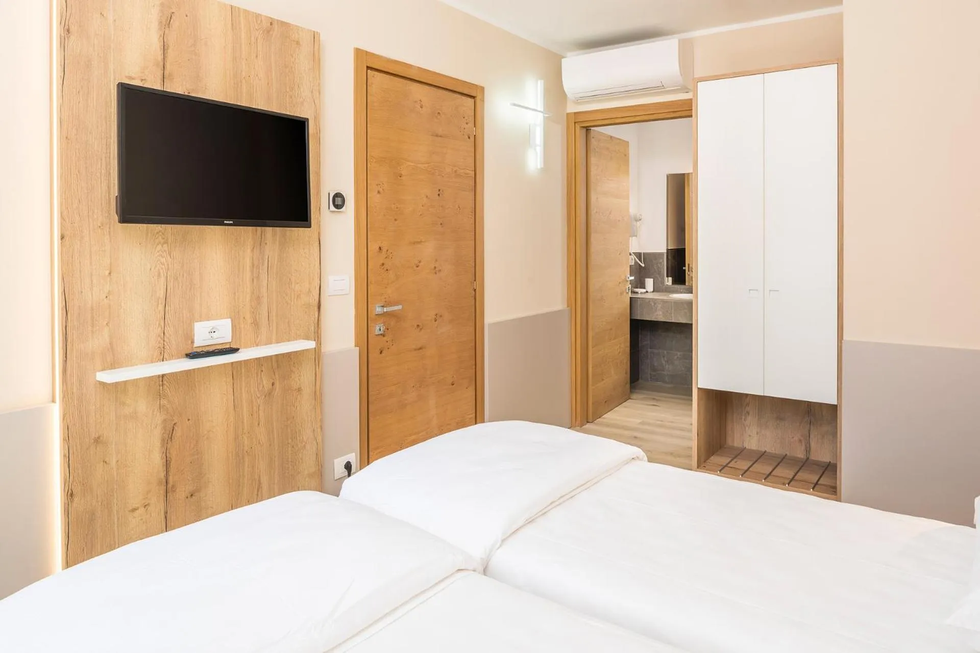 Bedroom in Residence Parco Del Garda