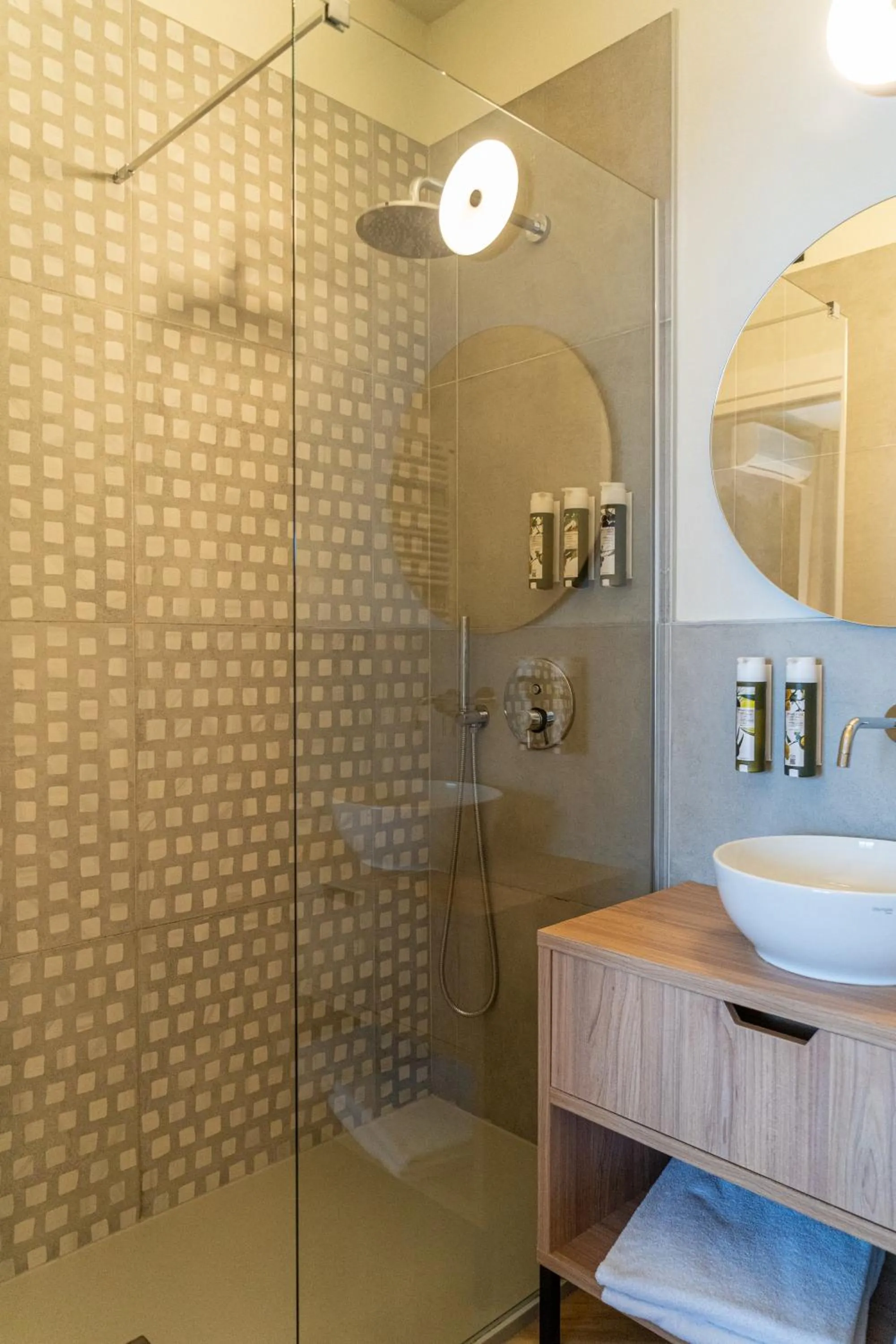 Shower in Hotel Querceto Wellness & Spa - Garda Lake Collection