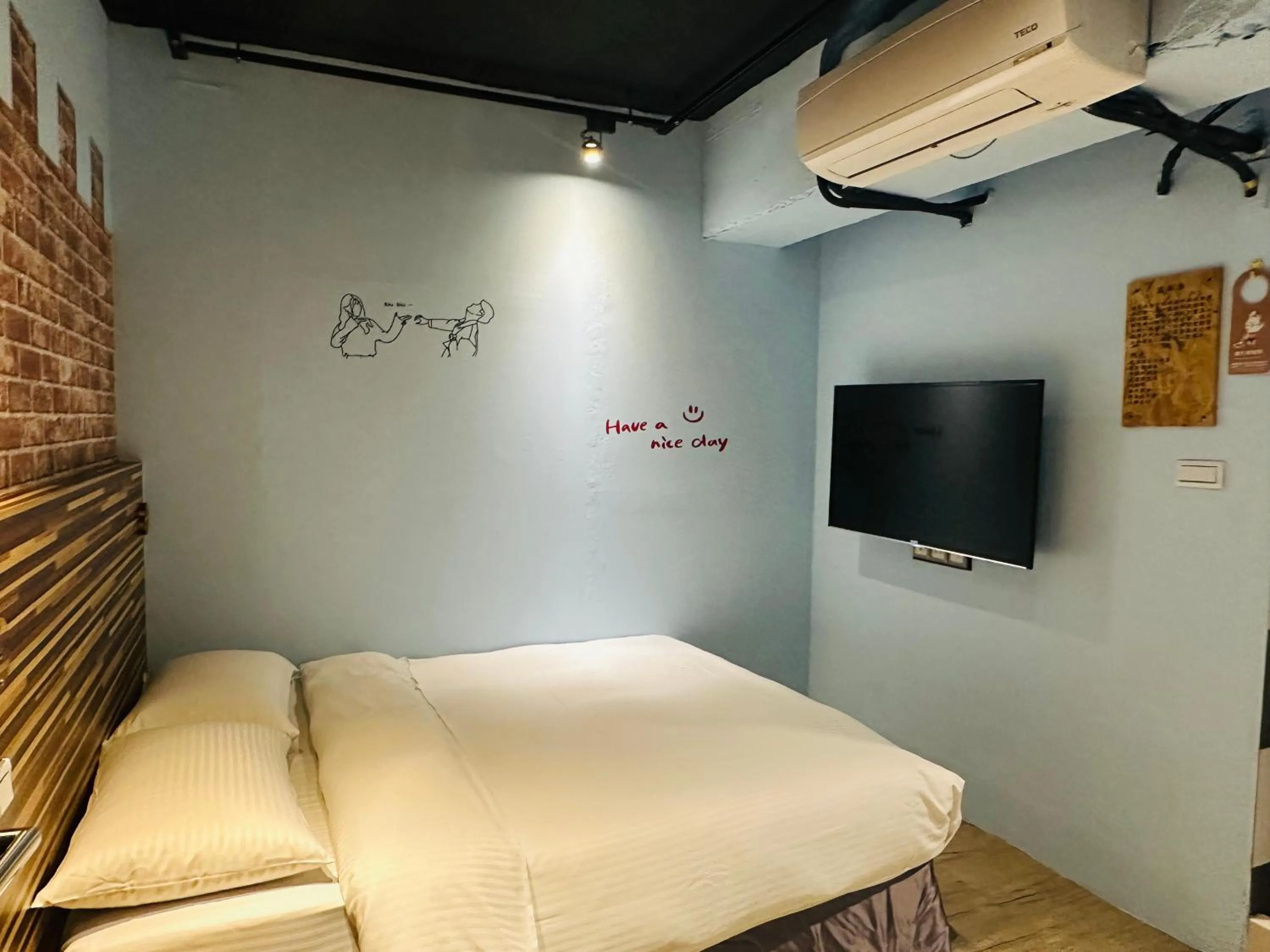 Photo of the whole room, Bed in R10 Eco Hotel