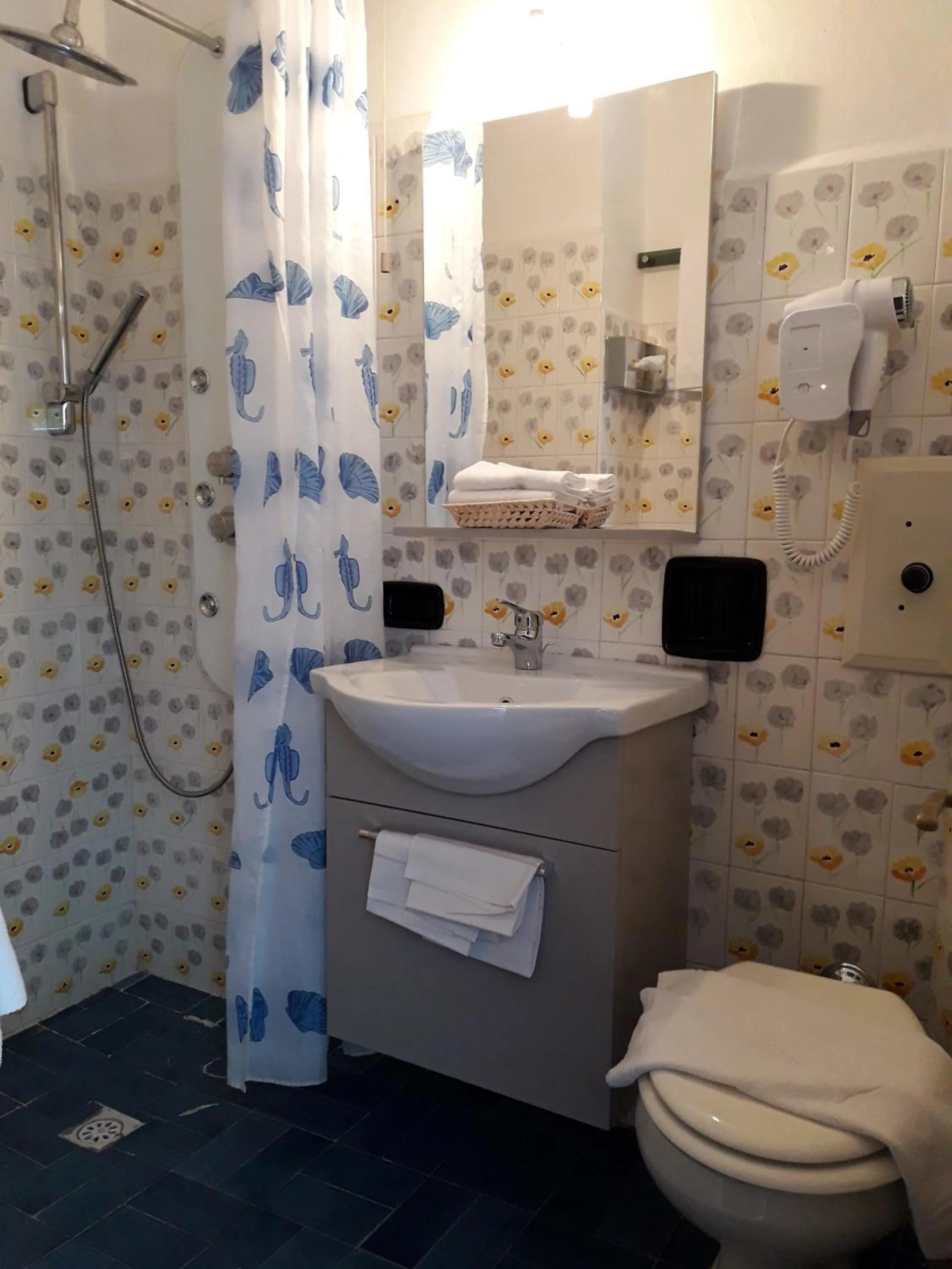 Bathroom in Hotel Nautilus